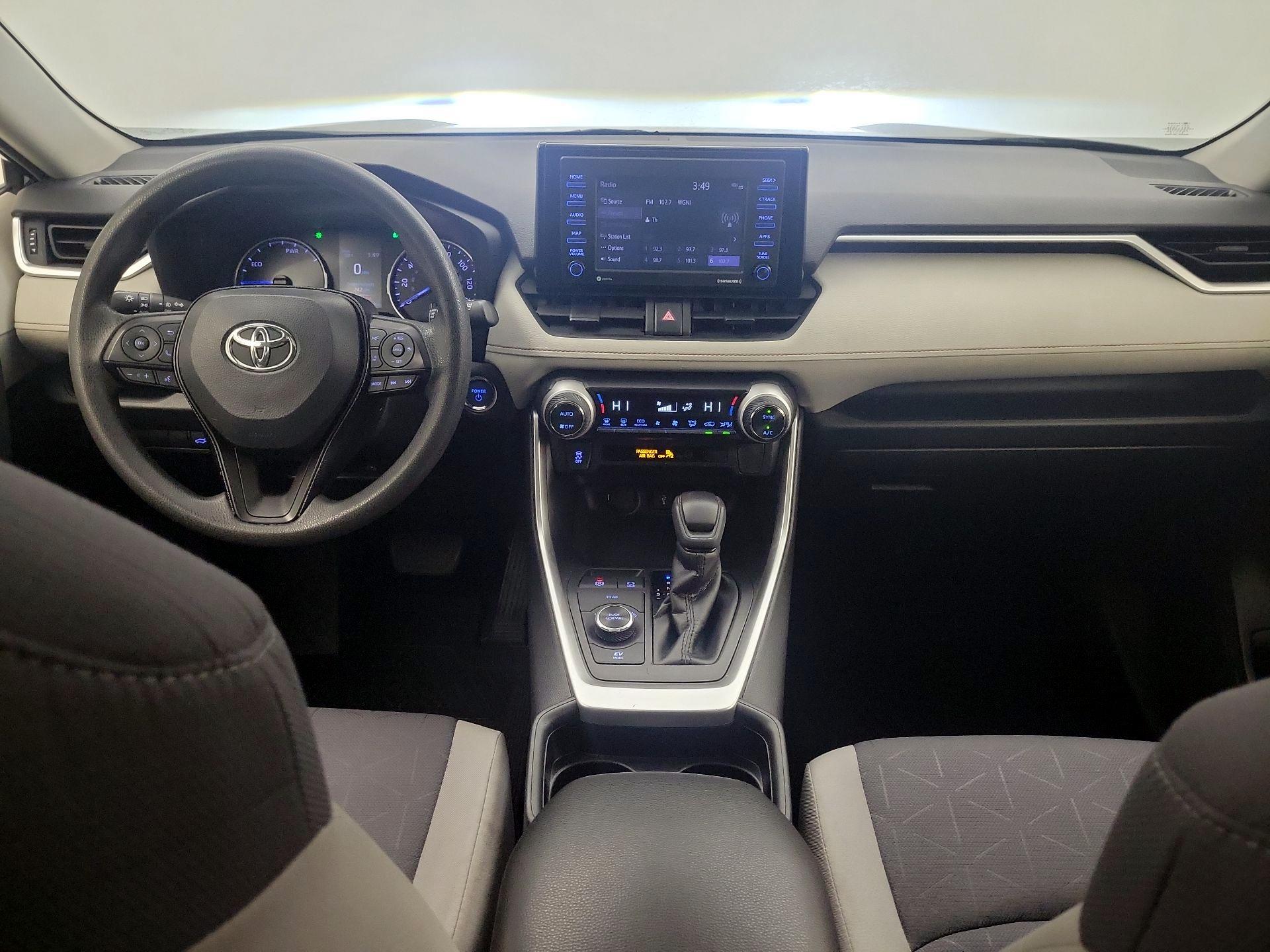 Thumbnail: 2020 Toyota RAV4 - 9