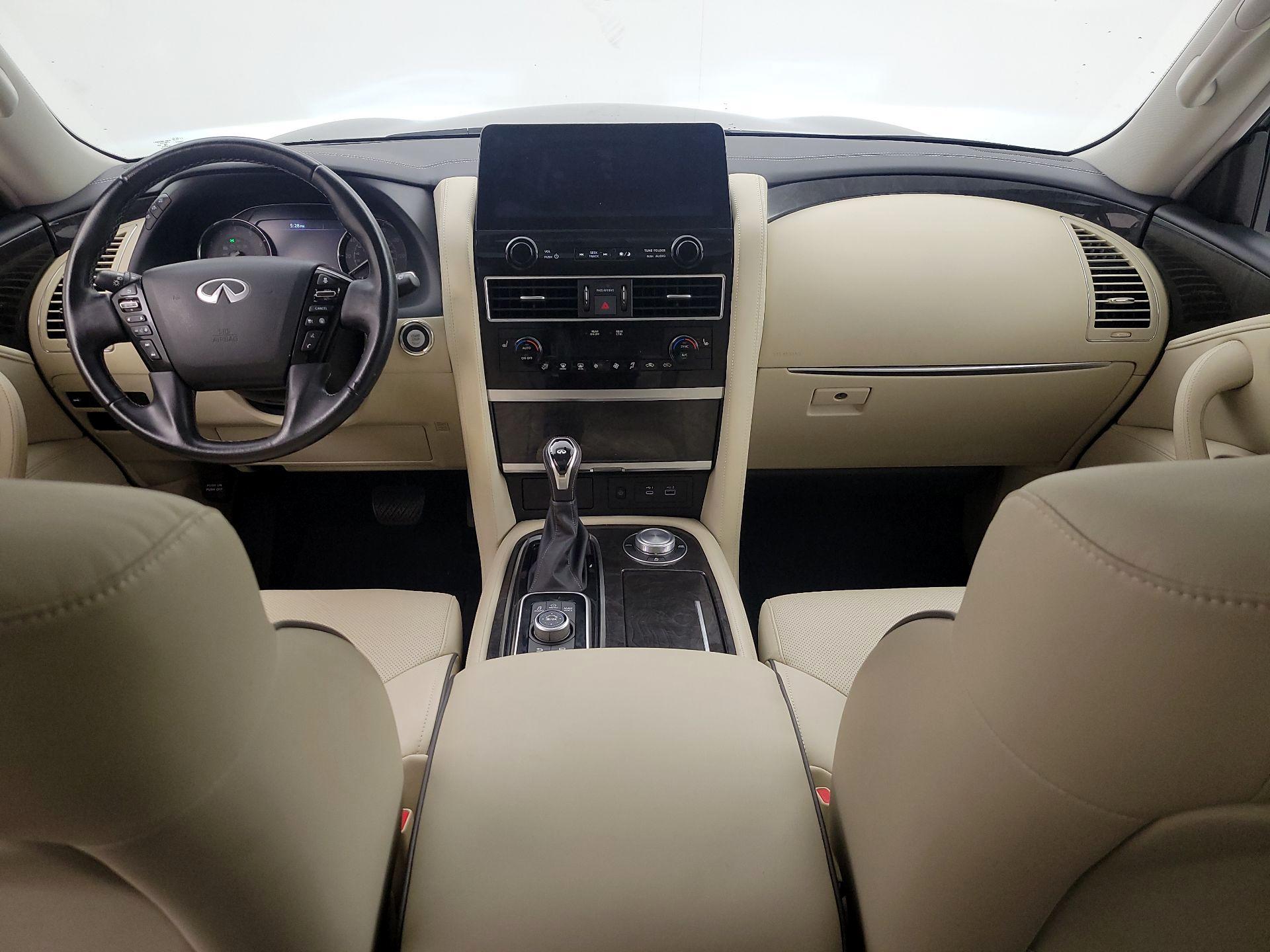 Thumbnail: 2024 INFINITI QX80 - 9