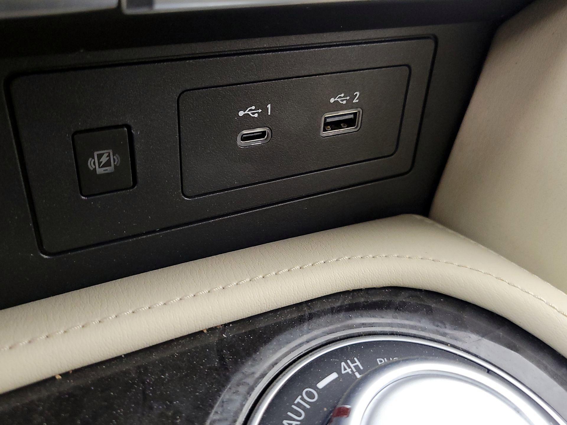 Thumbnail: 2024 INFINITI QX80 - 19