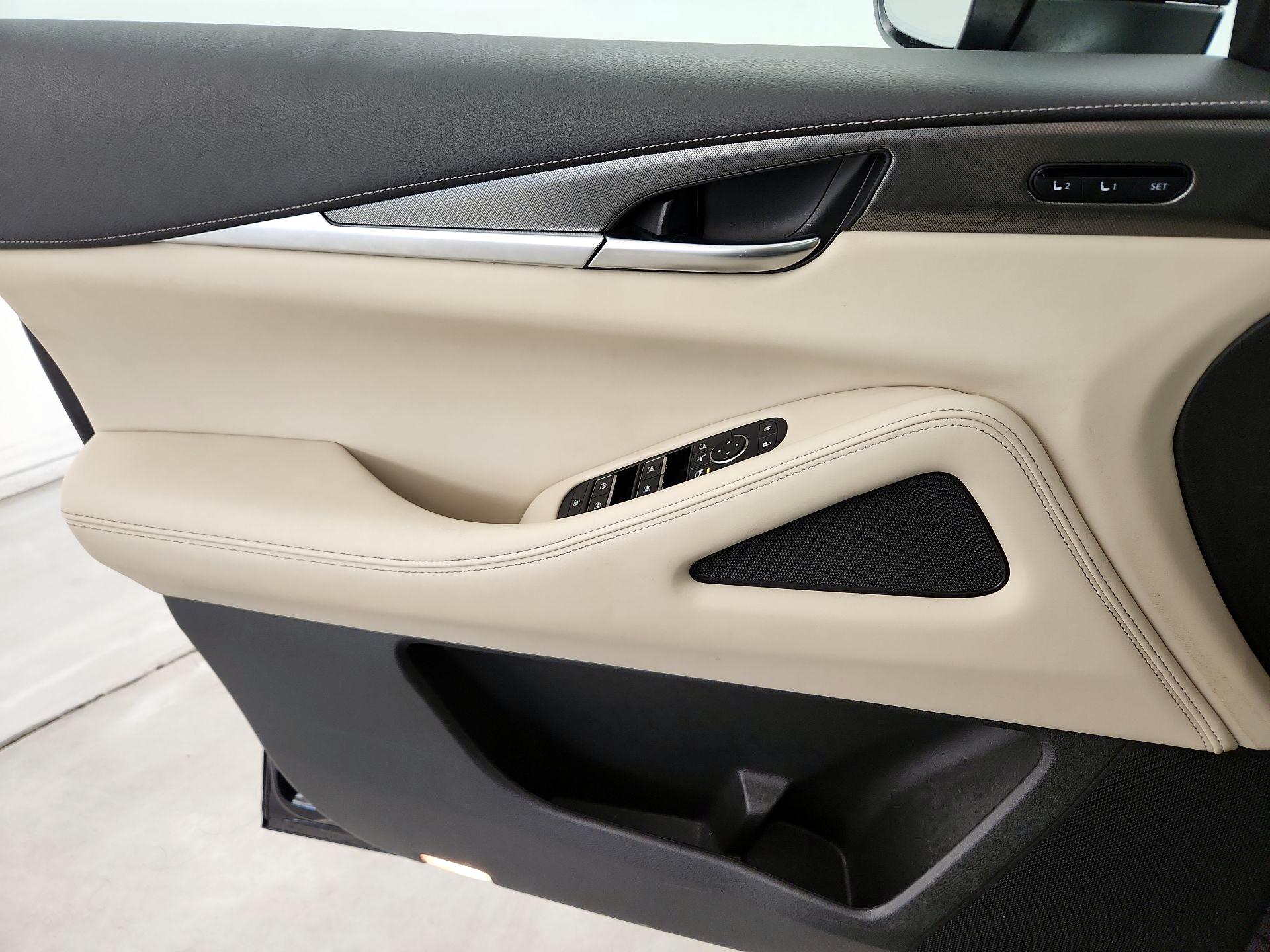 Thumbnail: 2023 INFINITI QX60 - 12