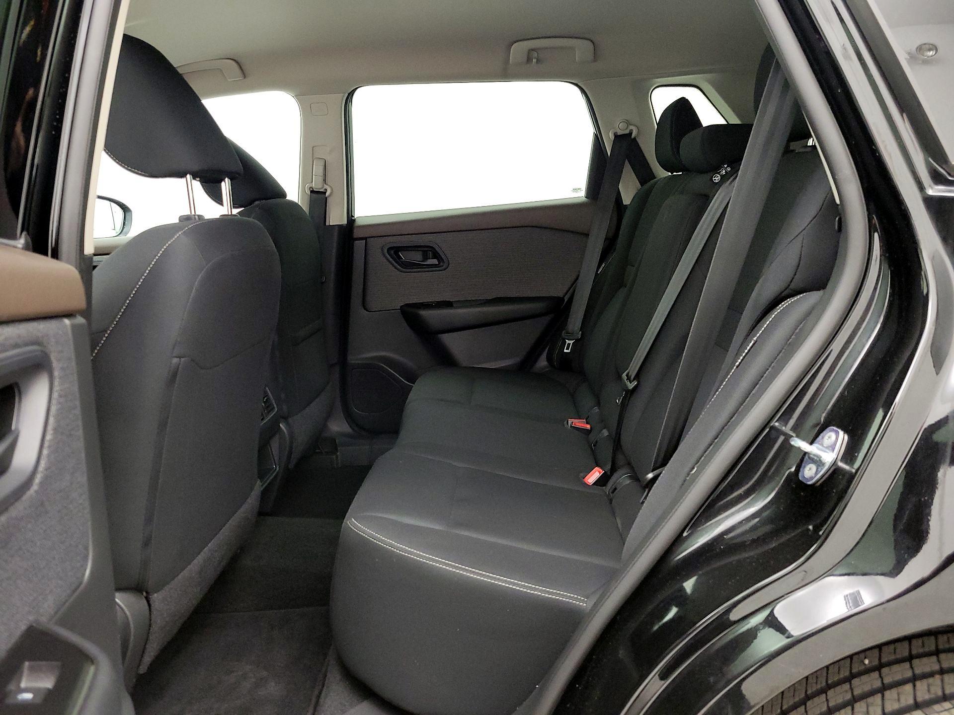 Thumbnail: 2023 Nissan Rogue - 17