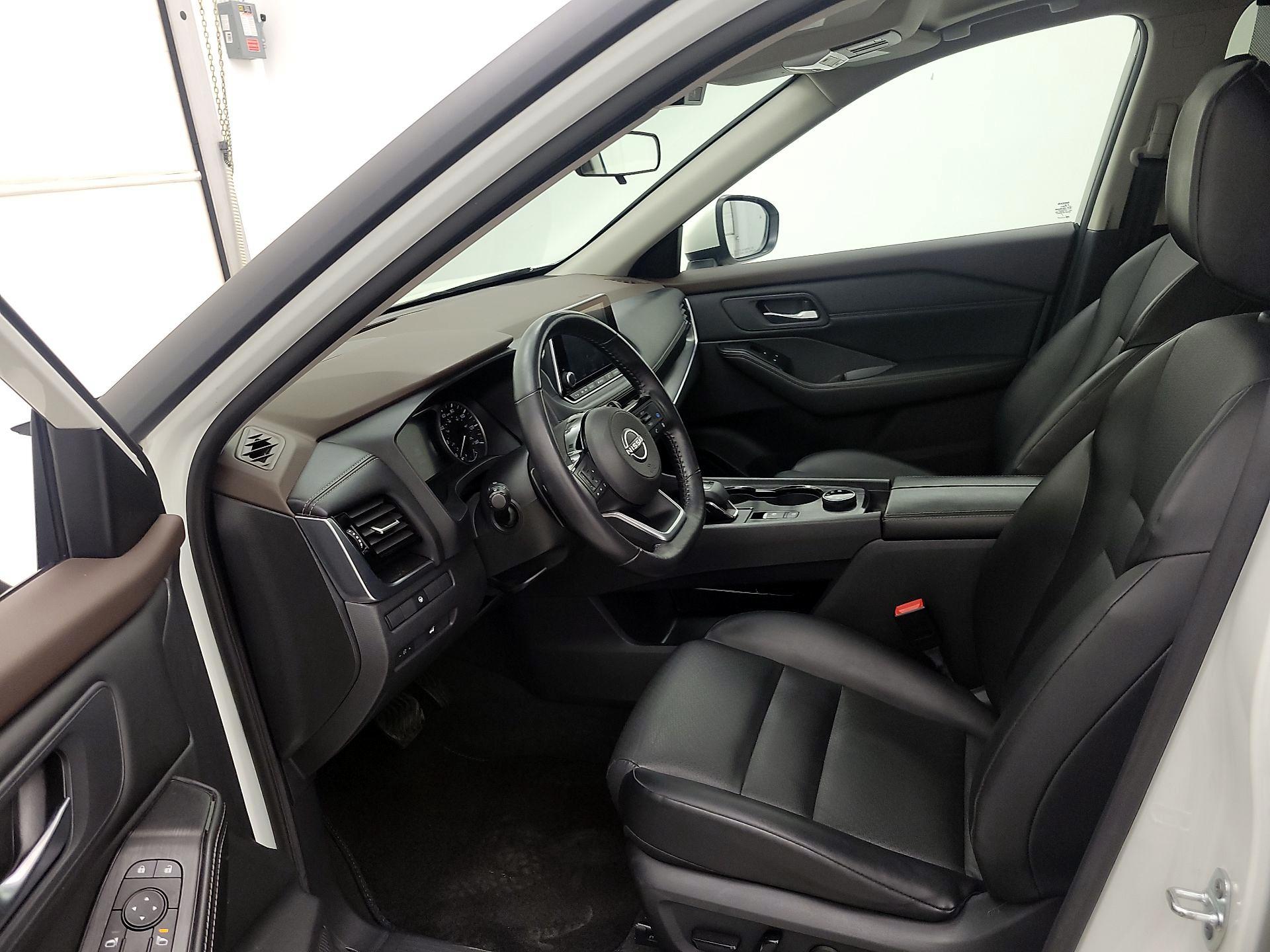 Thumbnail: 2022 Nissan Rogue - 11