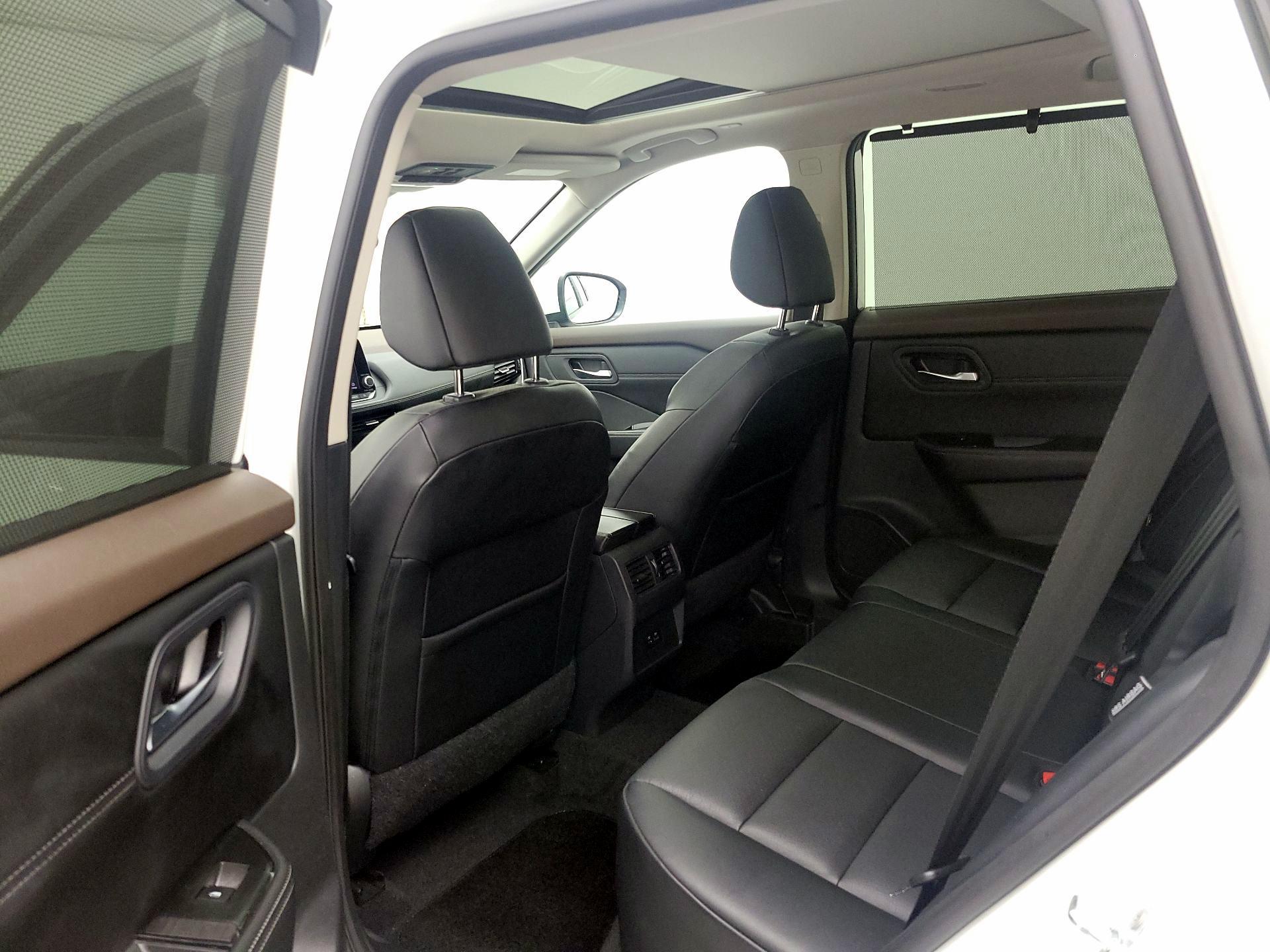 Thumbnail: 2022 Nissan Rogue - 20