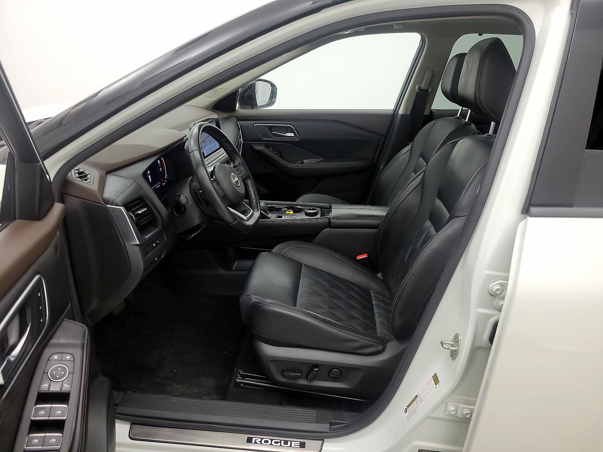 Thumbnail: 2023 Nissan Rogue - 11