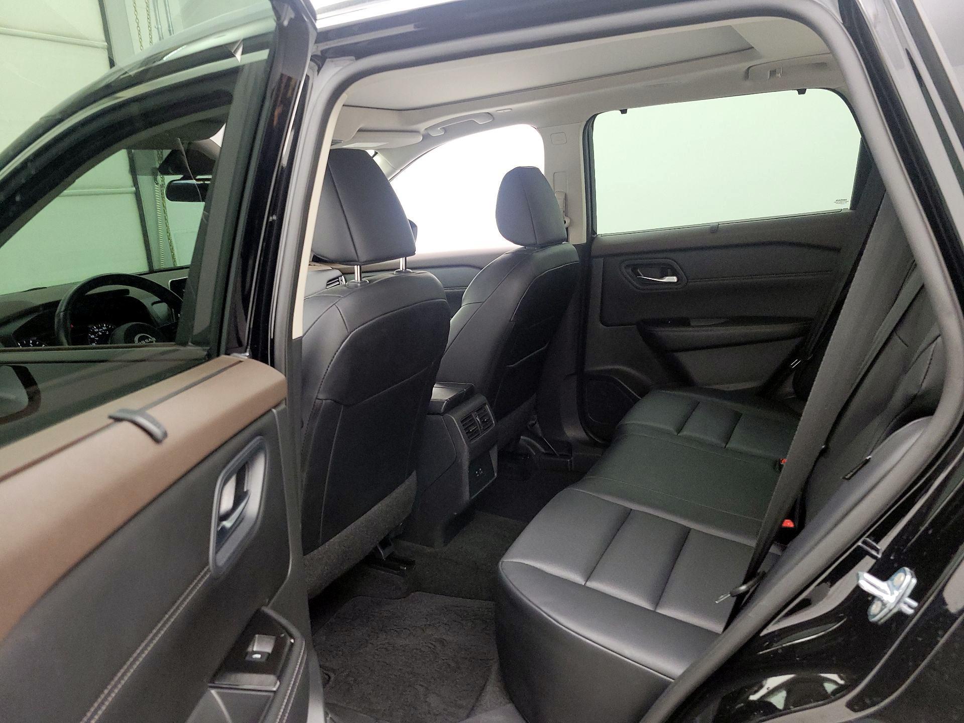 Thumbnail: 2023 Nissan Rogue - 20