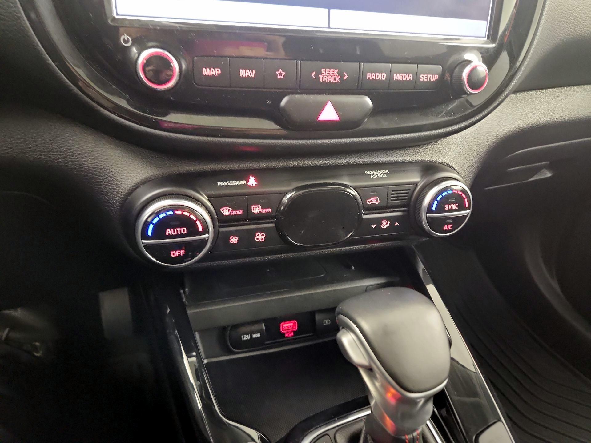 Thumbnail: 2020 Kia Soul - 15