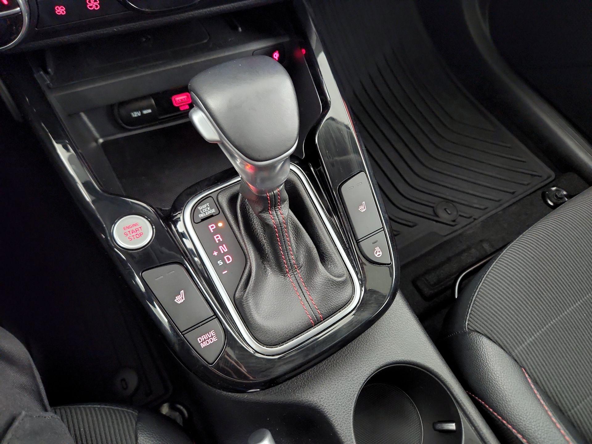 Thumbnail: 2020 Kia Soul - 16