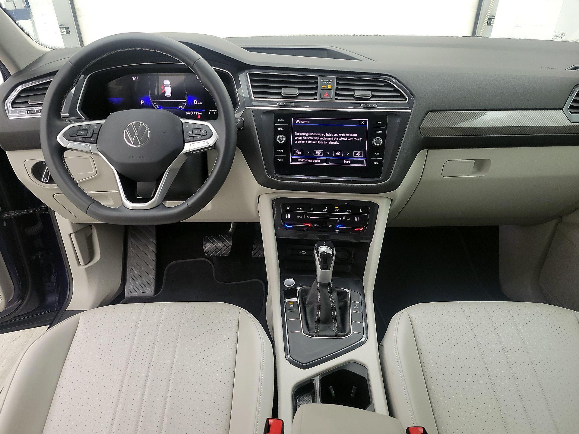 Thumbnail: 2023 Volkswagen Tiguan - 9