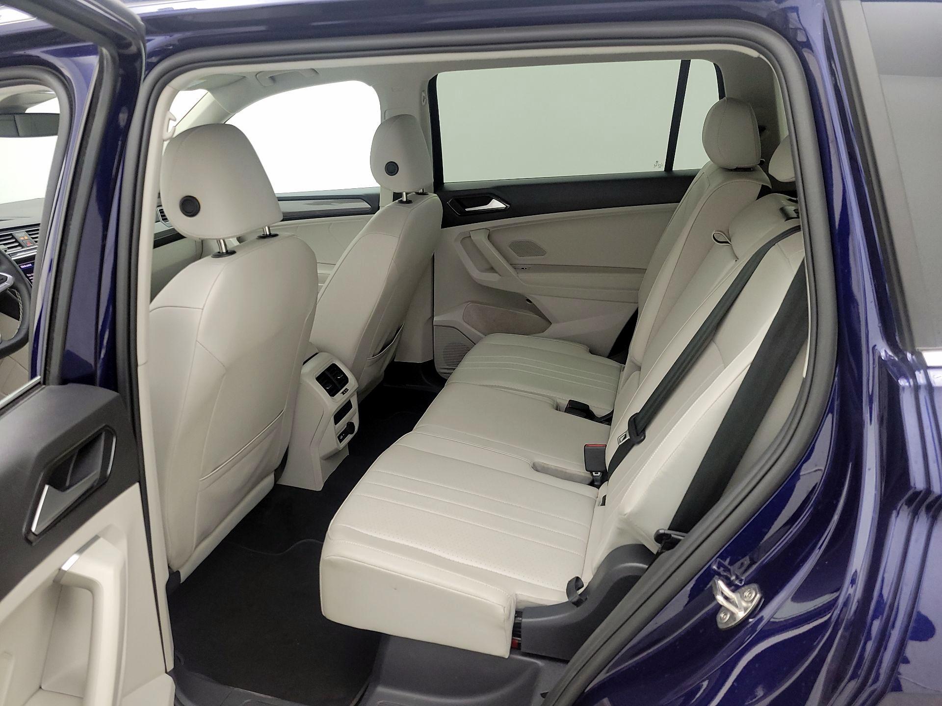 Thumbnail: 2023 Volkswagen Tiguan - 19