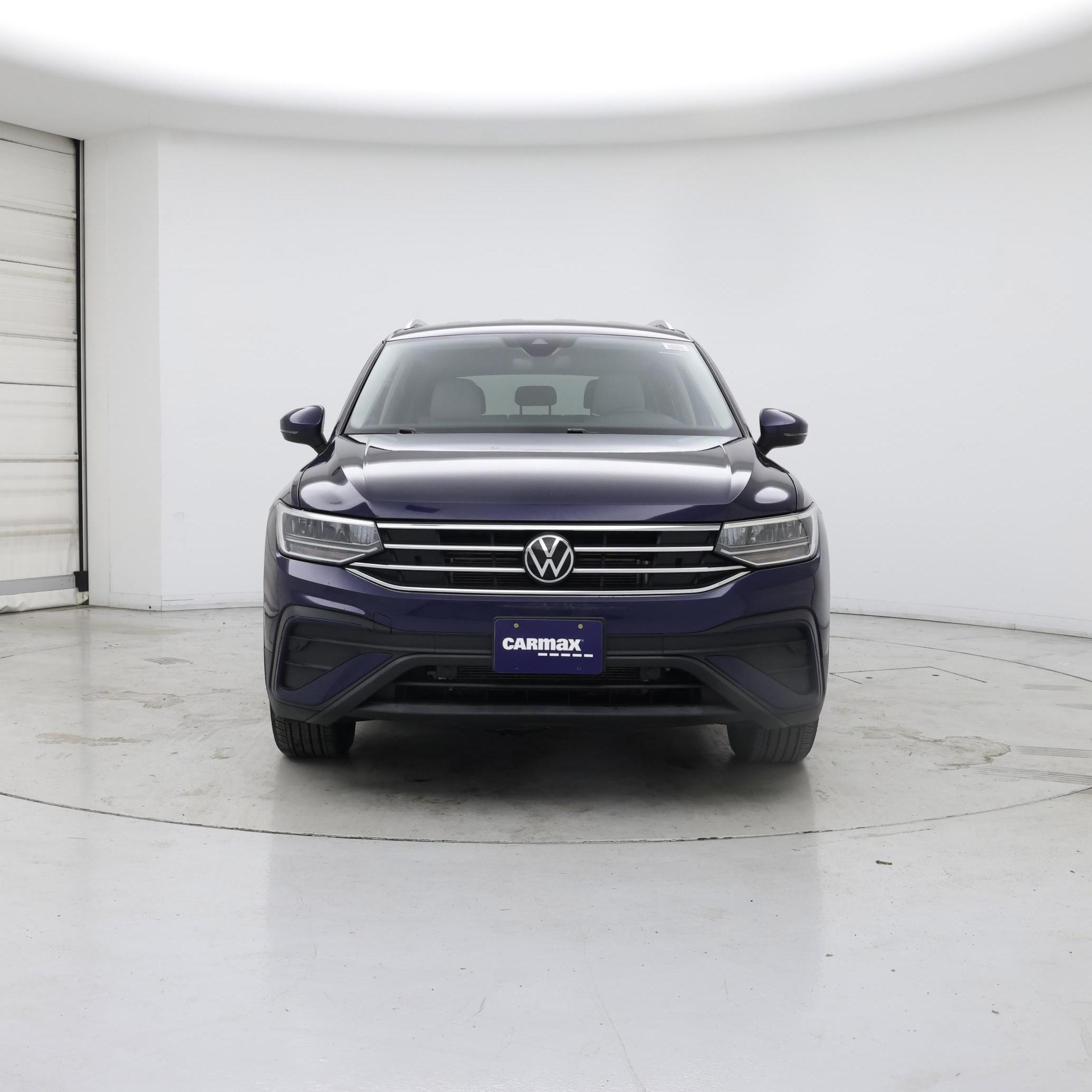 Thumbnail: 2023 Volkswagen Tiguan - 5