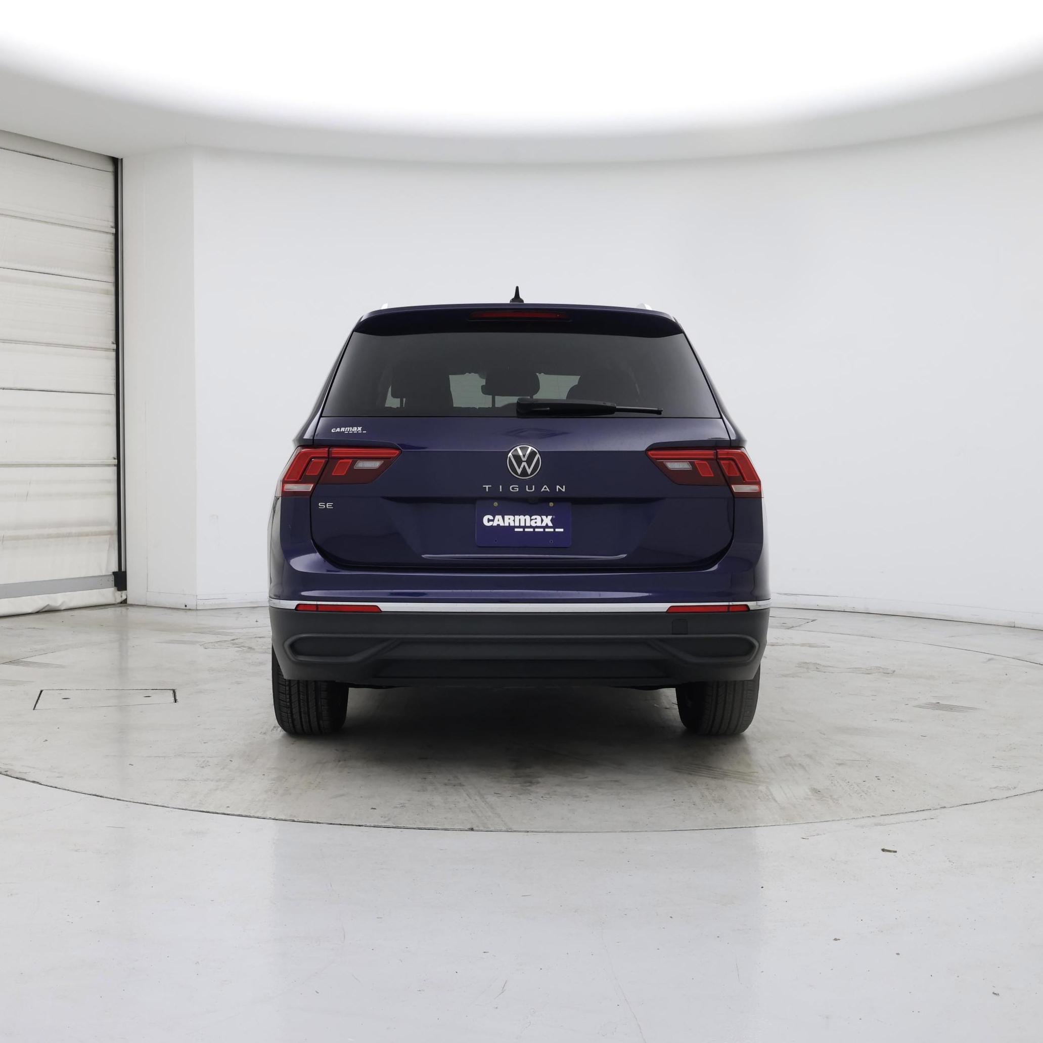 Thumbnail: 2023 Volkswagen Tiguan - 6