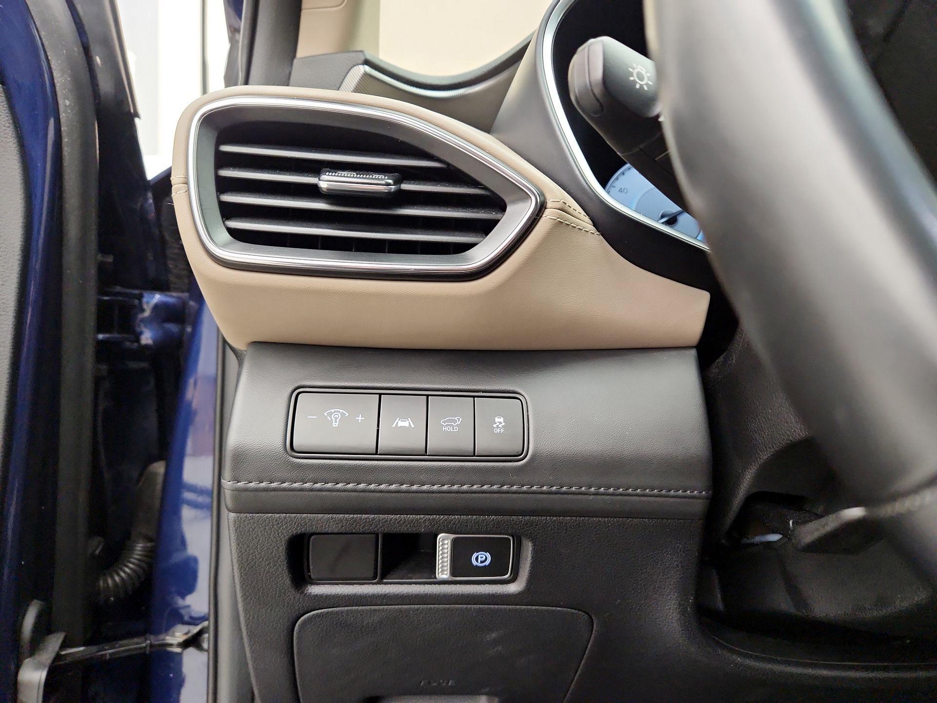 Thumbnail: 2023 Hyundai Santa Fe - 13