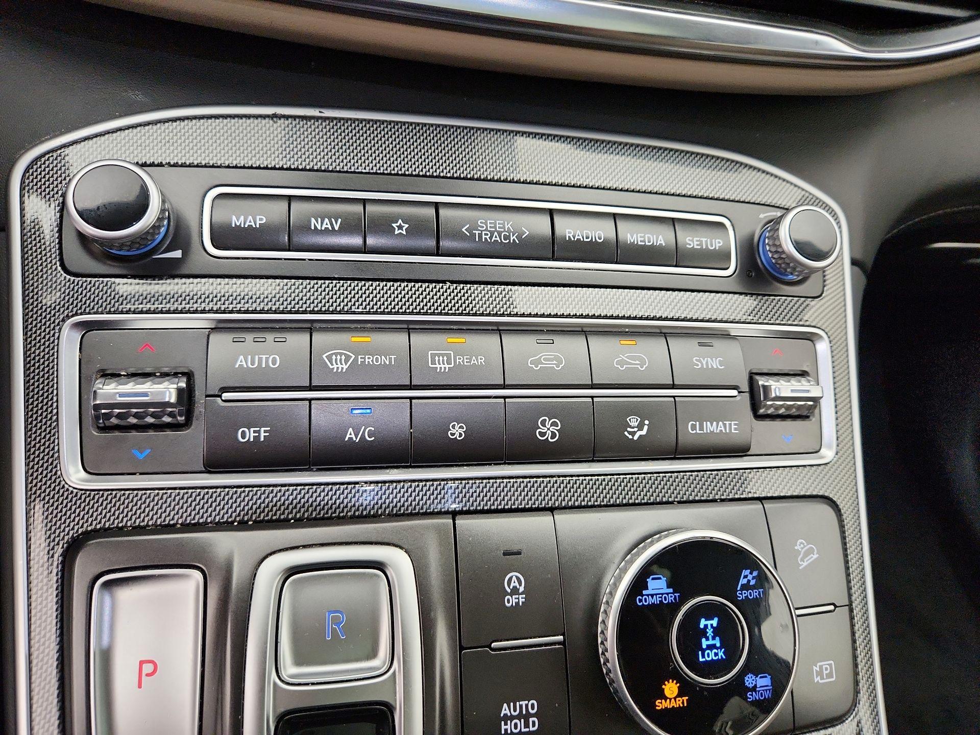 Thumbnail: 2023 Hyundai Santa Fe - 17