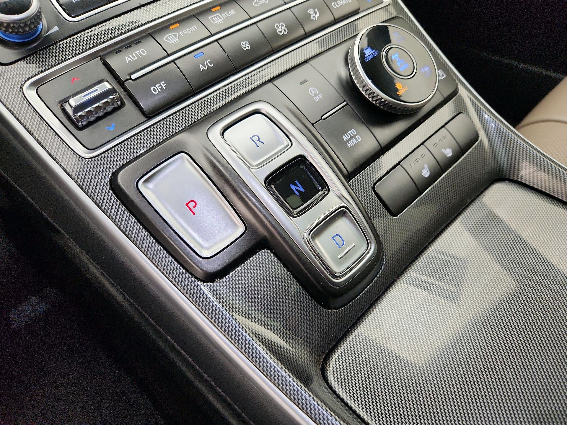 Thumbnail: 2023 Hyundai Santa Fe - 18