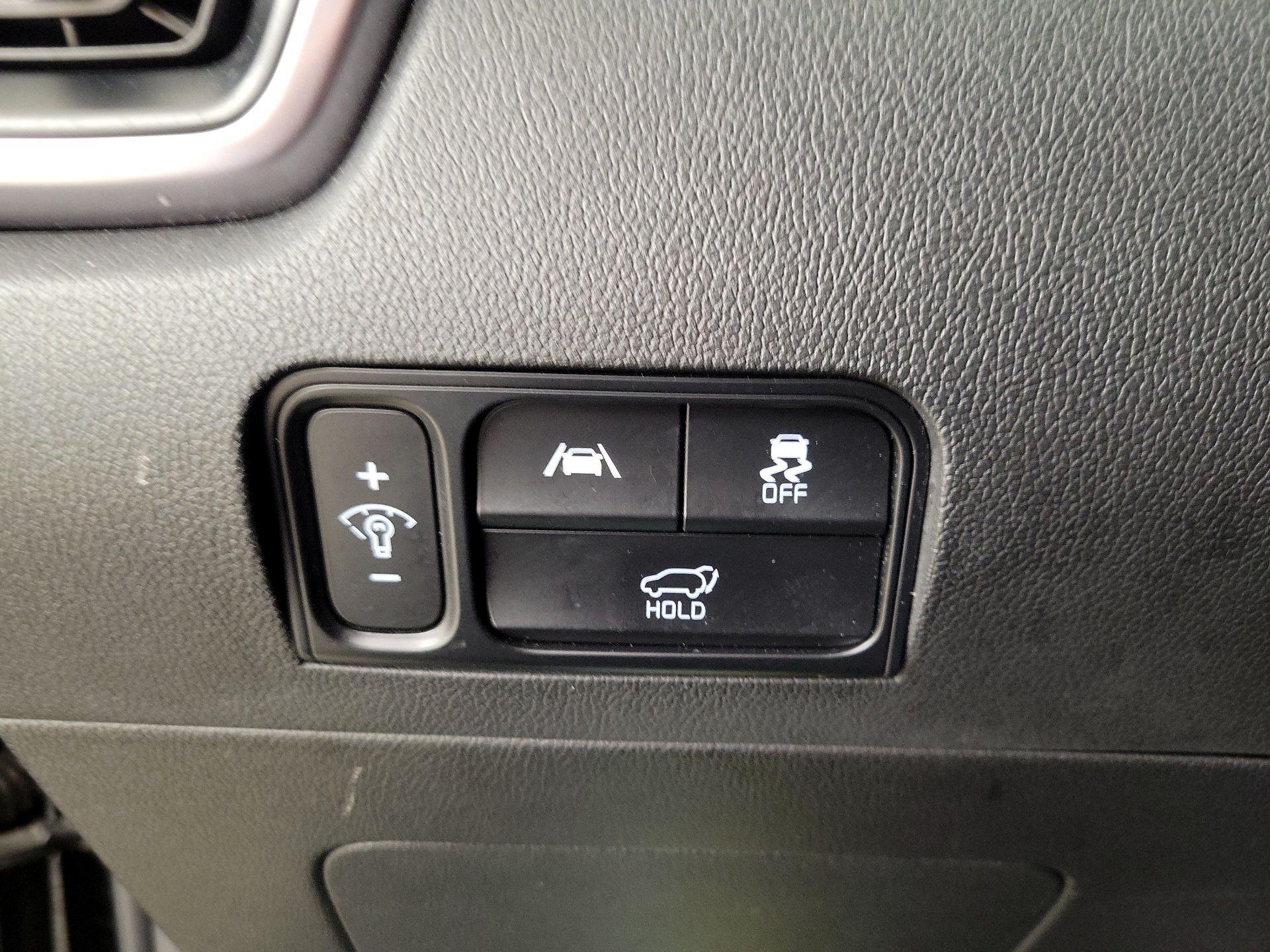 Thumbnail: 2023 Kia Sorento - 13