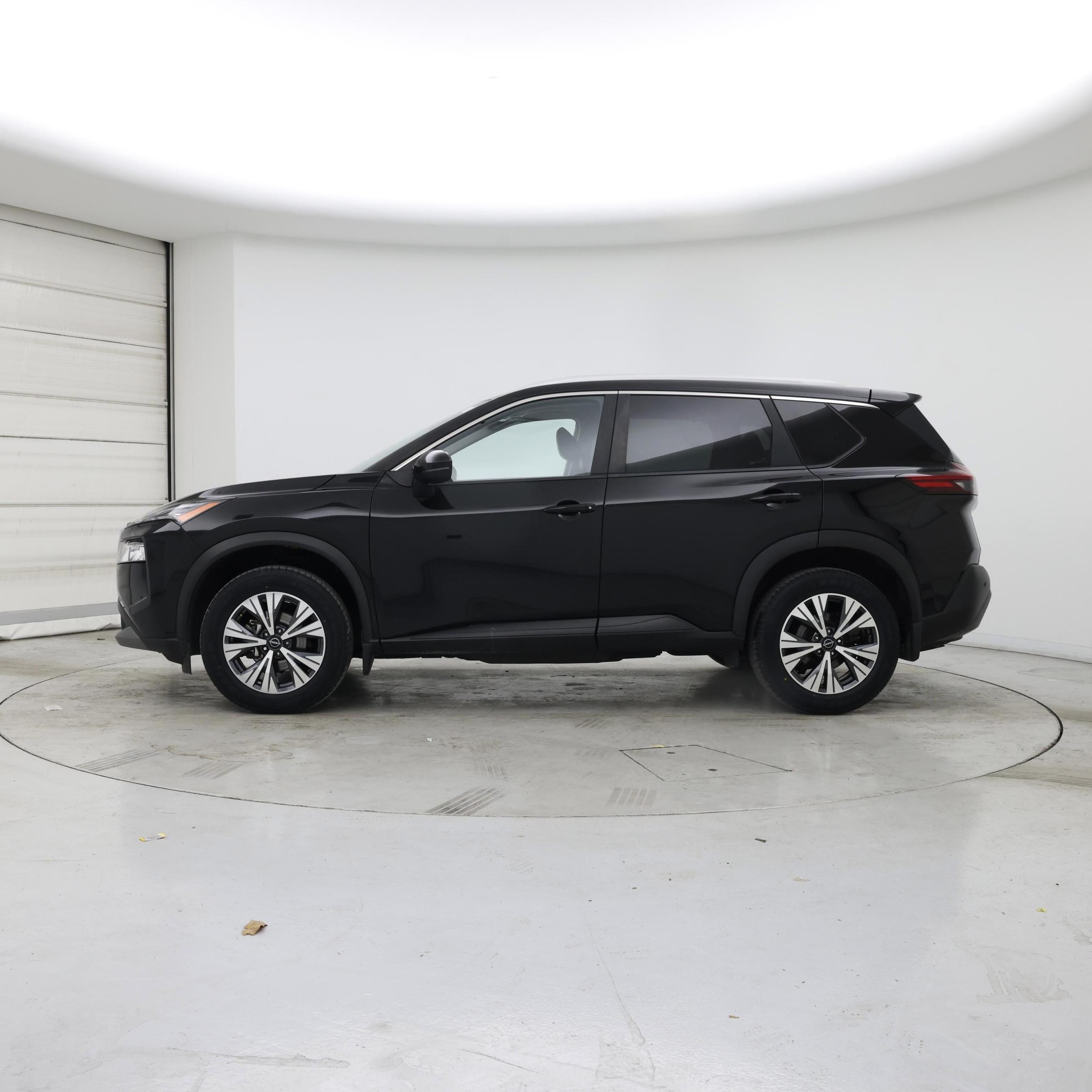 Thumbnail: 2022 Nissan Rogue - 3