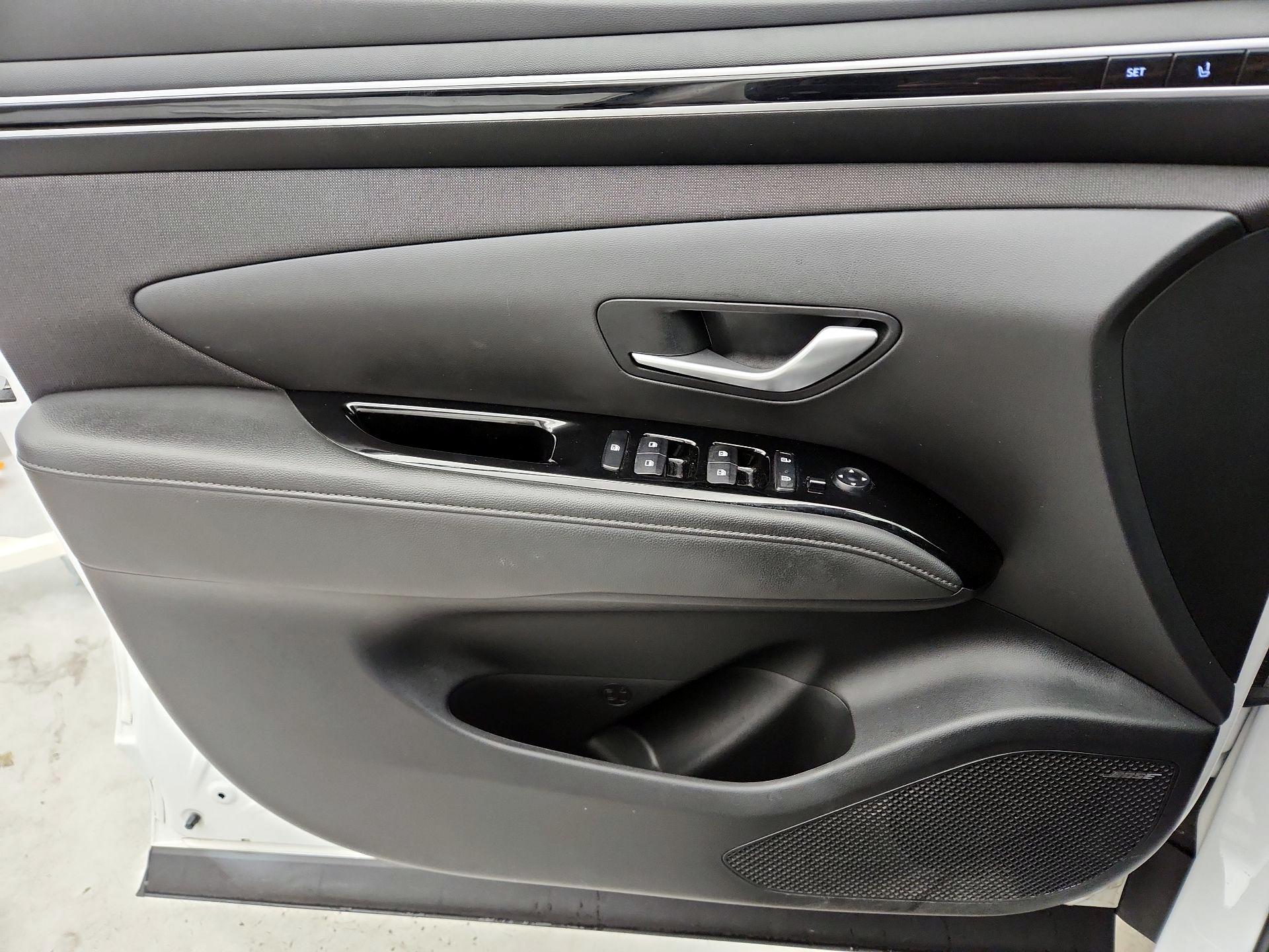 Thumbnail: 2023 Hyundai Tucson - 12