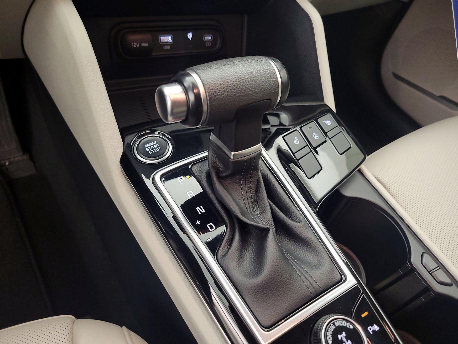 Thumbnail: 2023 Kia Sportage - 17