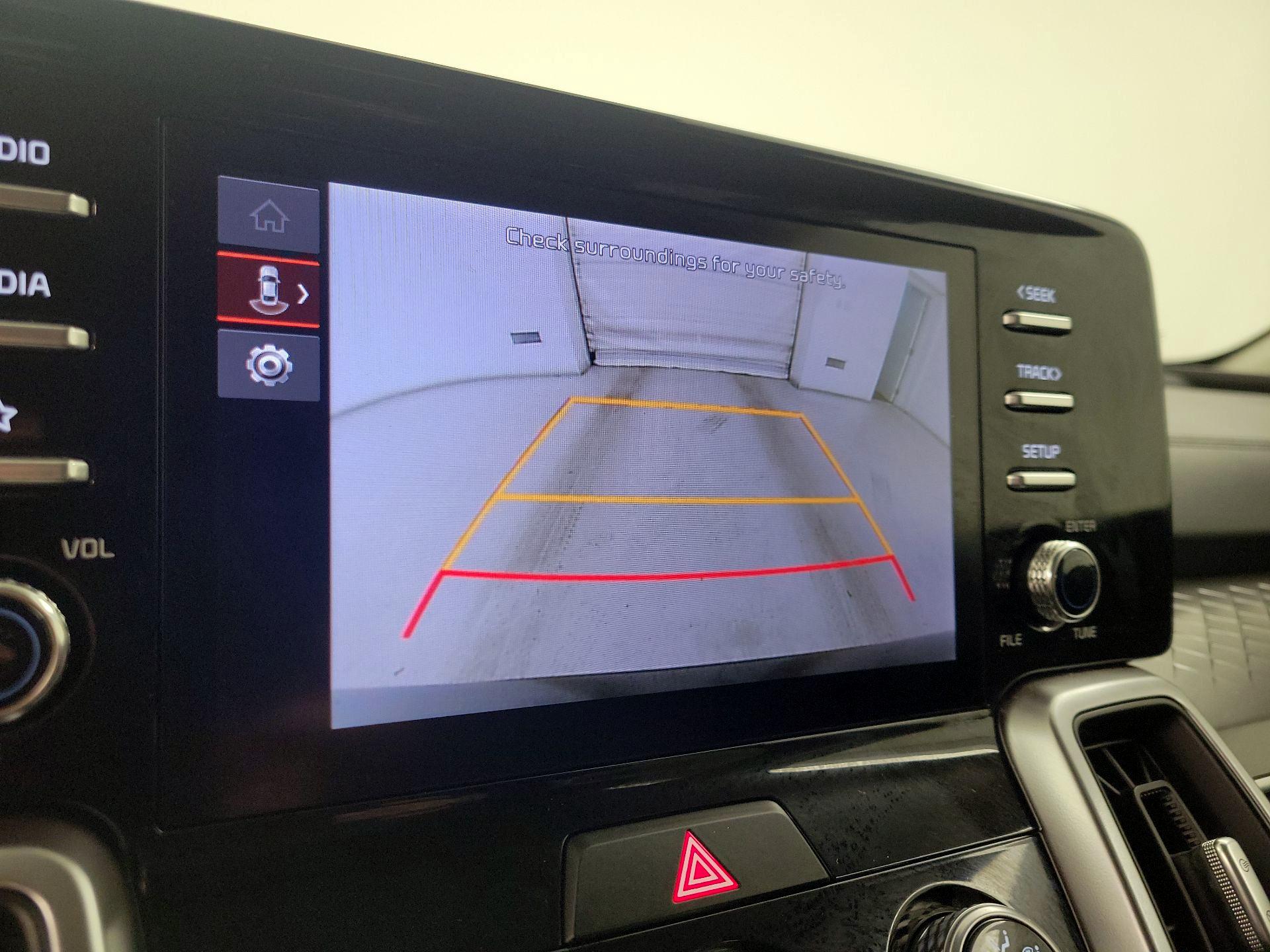 Thumbnail: 2023 Kia Sorento - 14