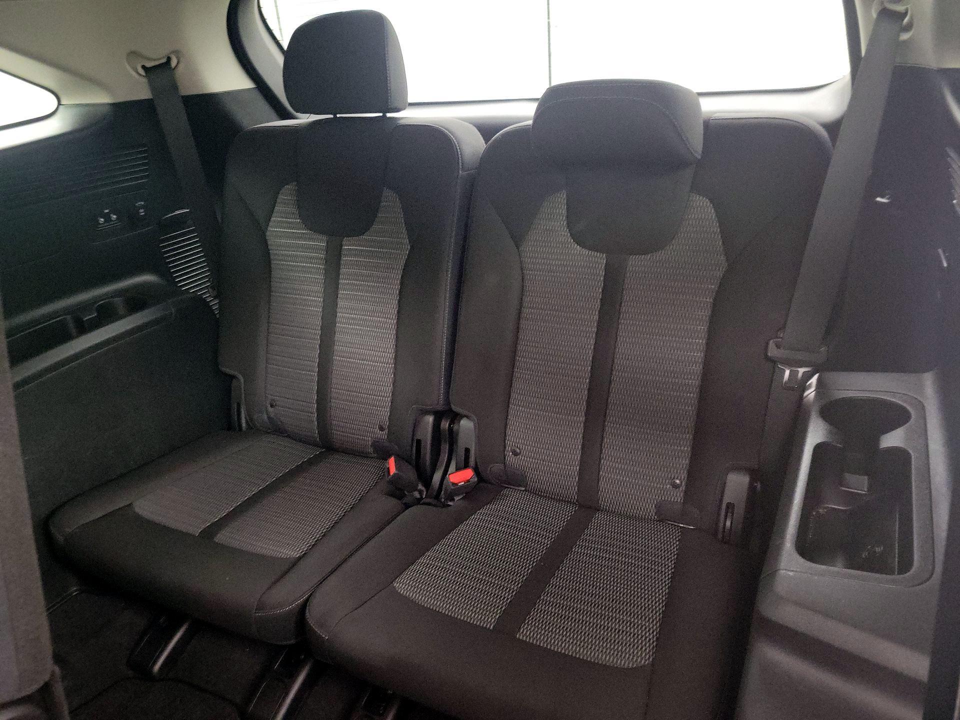 Thumbnail: 2023 Kia Sorento - 20