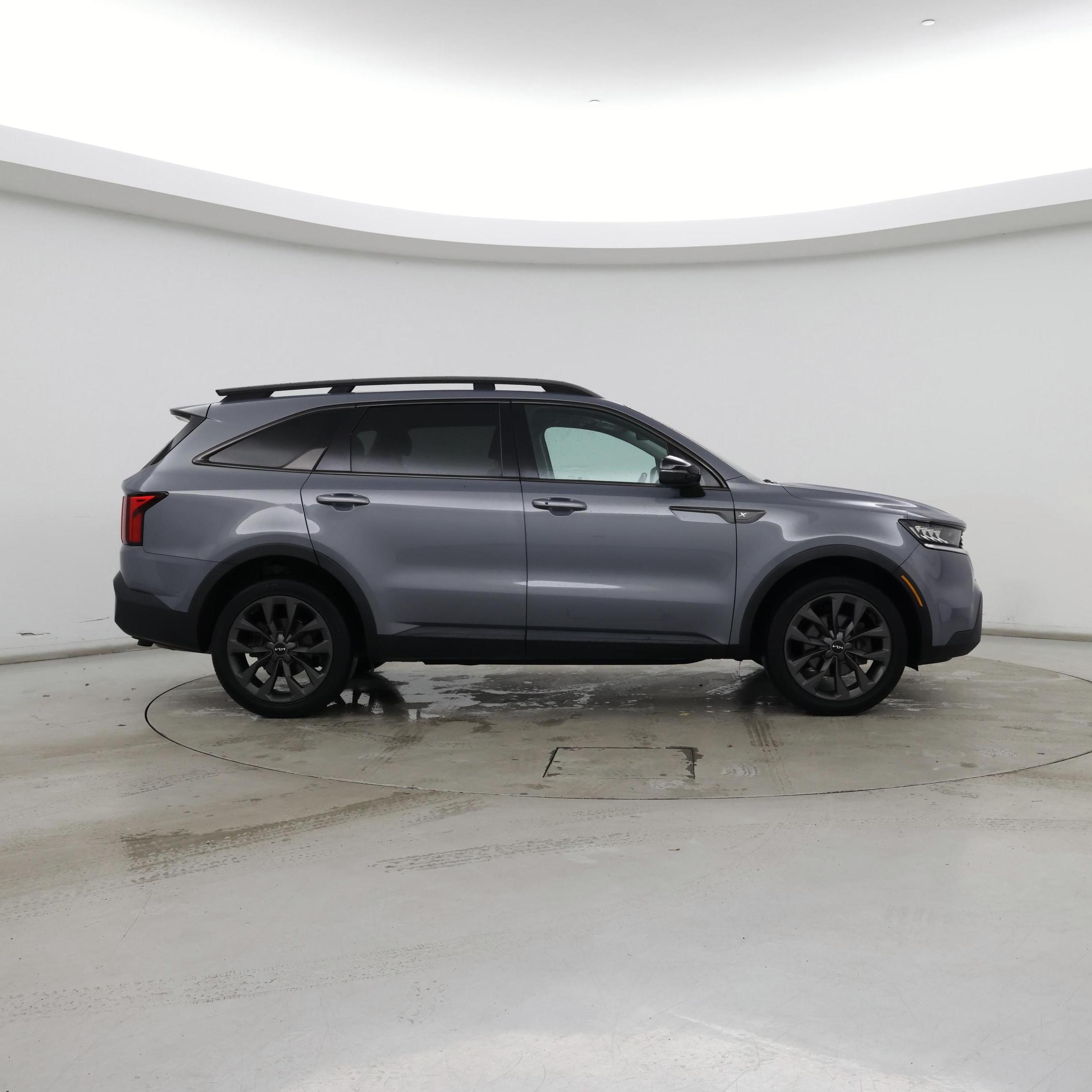 Thumbnail: 2023 Kia Sorento - 7