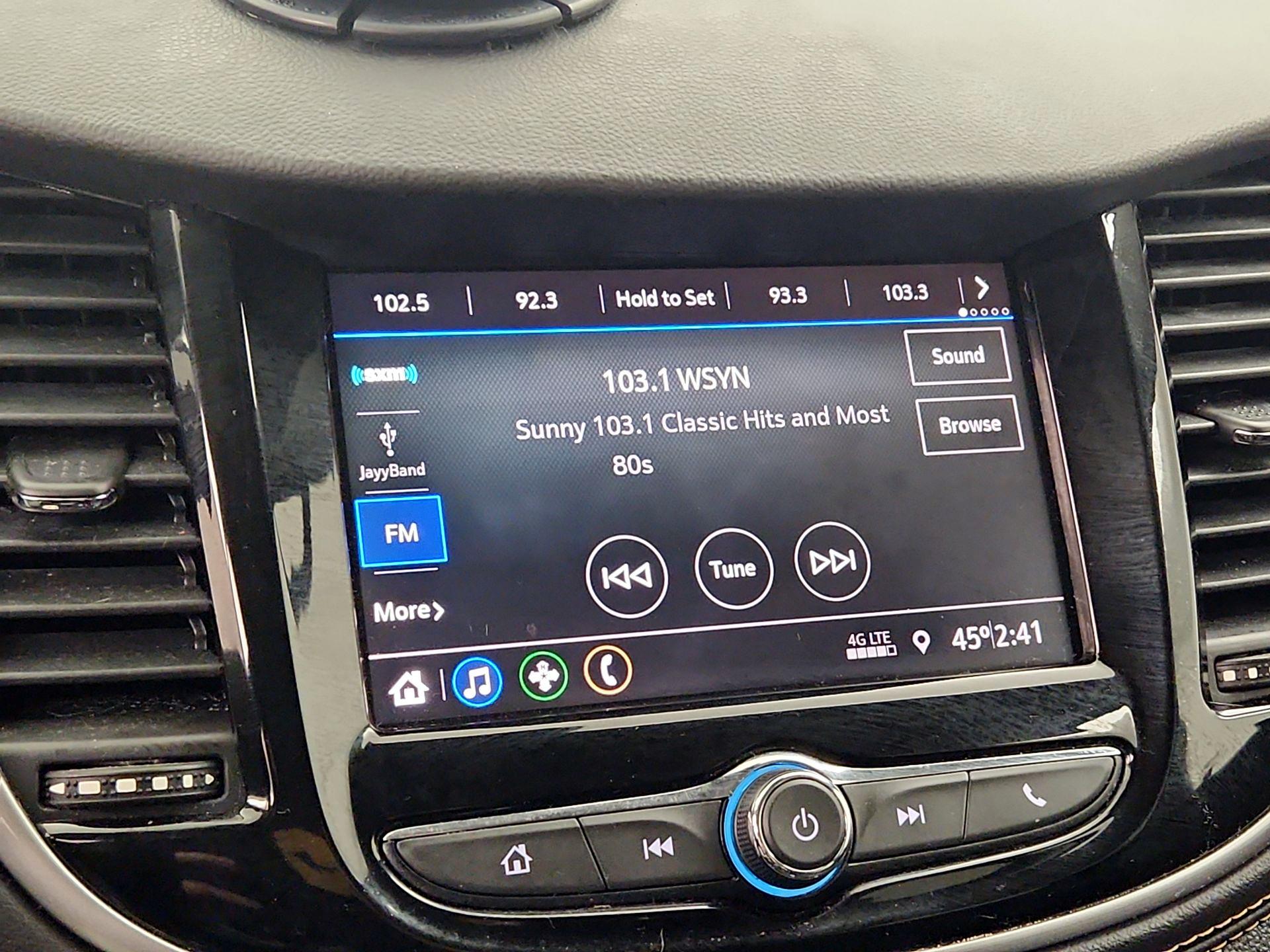 Thumbnail: 2021 Chevrolet Trax - 15