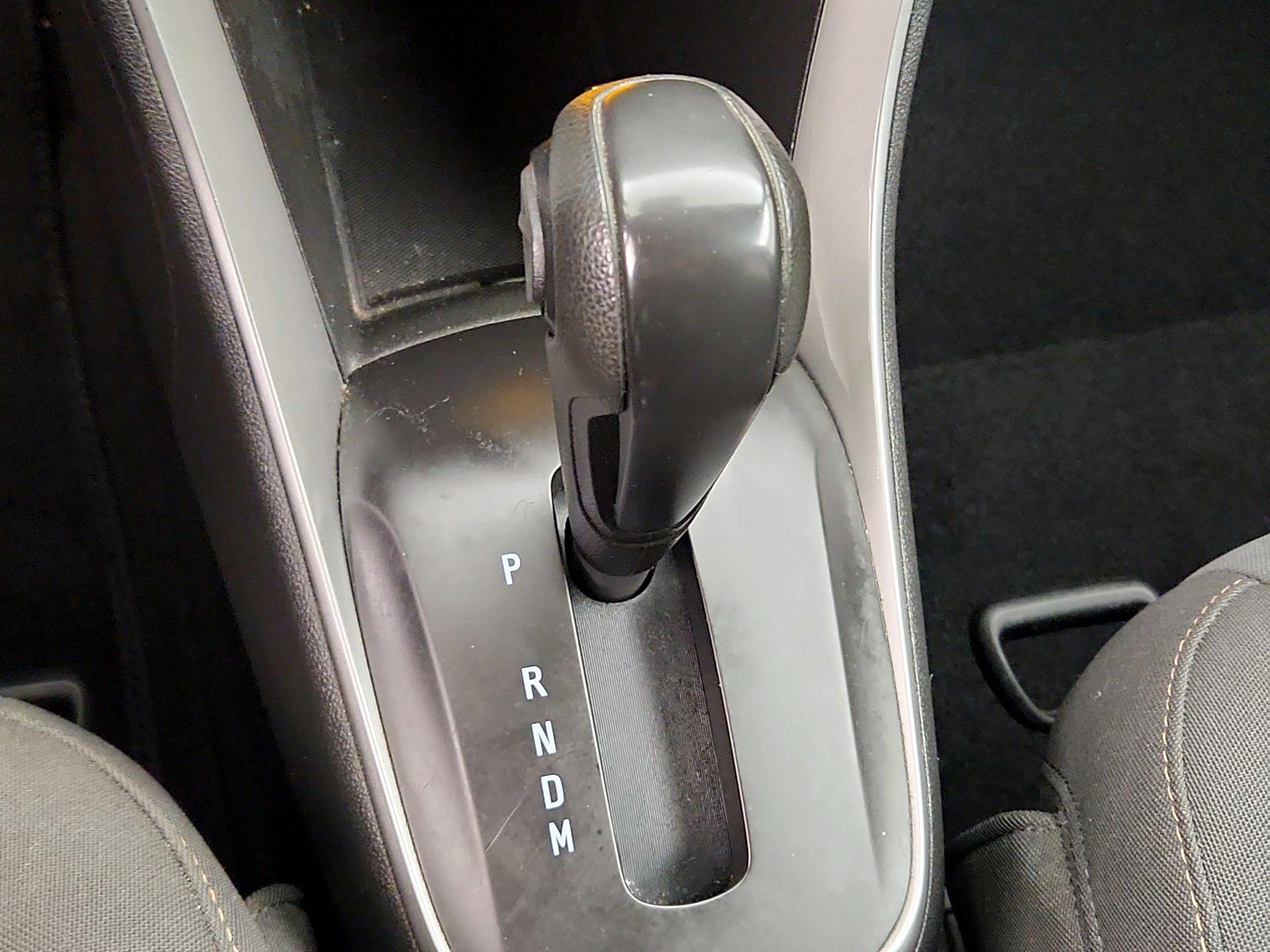 Thumbnail: 2021 Chevrolet Trax - 17