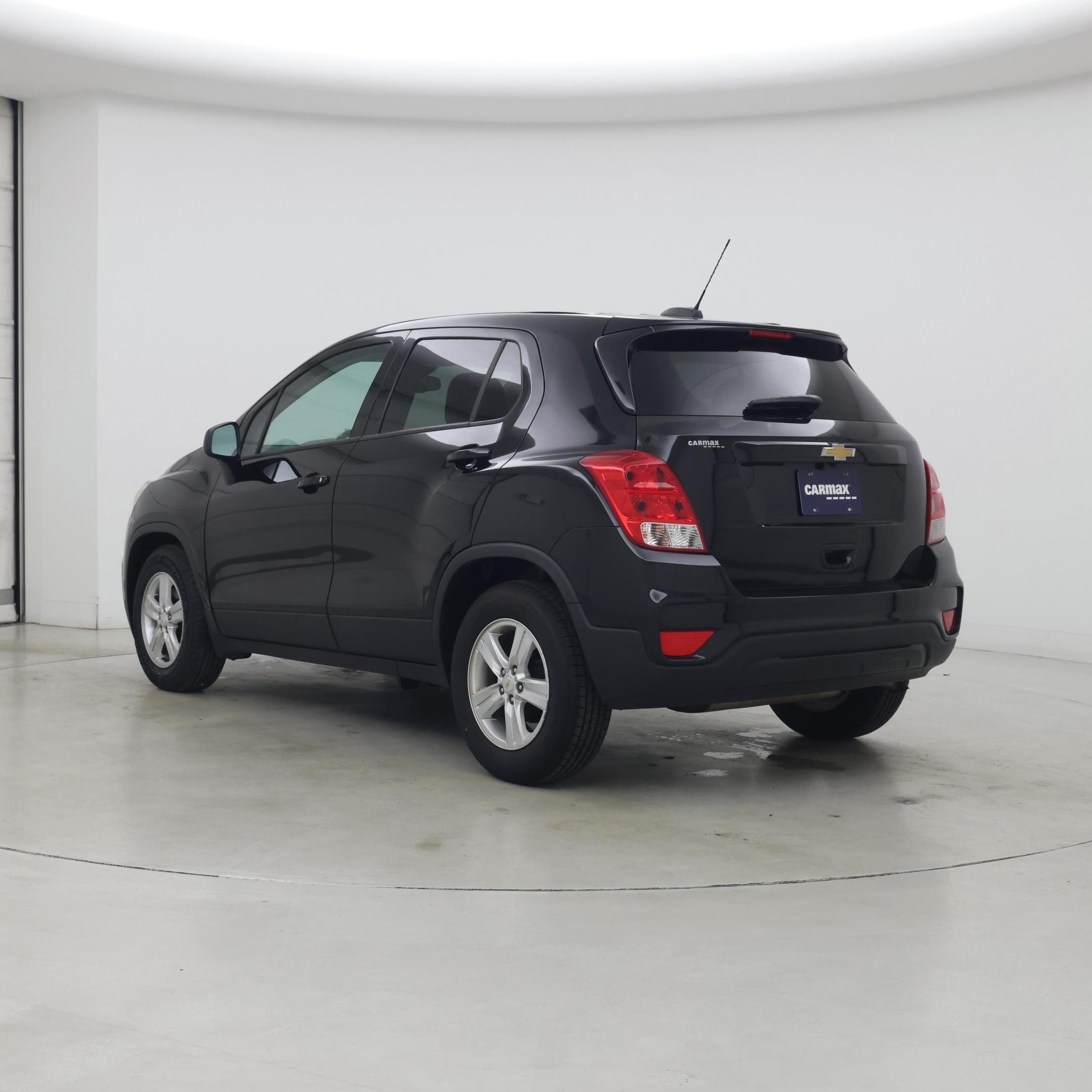 Thumbnail: 2021 Chevrolet Trax - 2