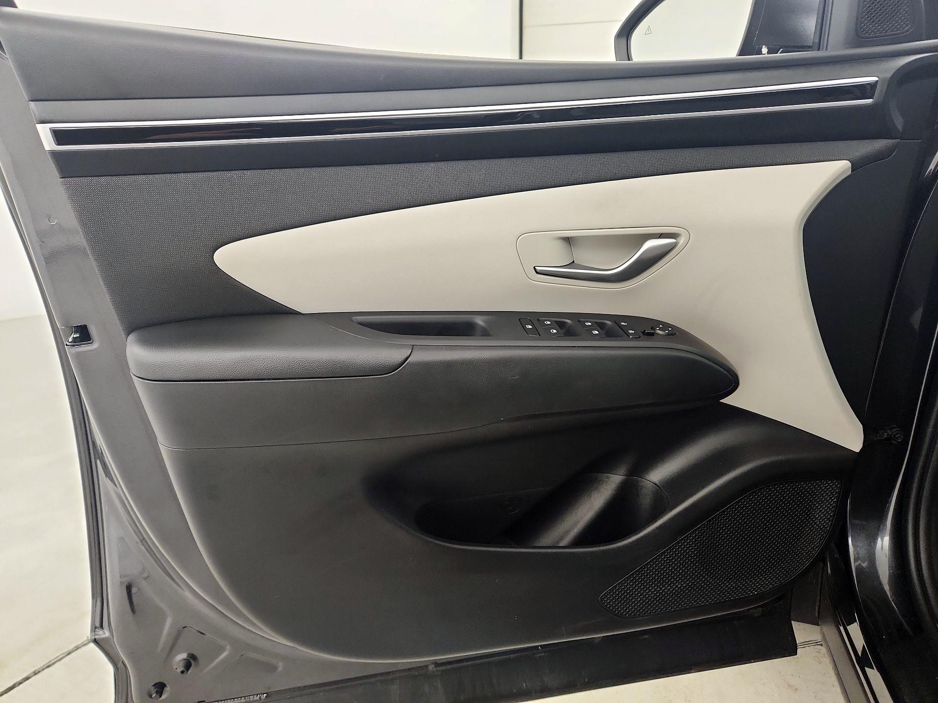 Thumbnail: 2023 Hyundai Tucson - 12