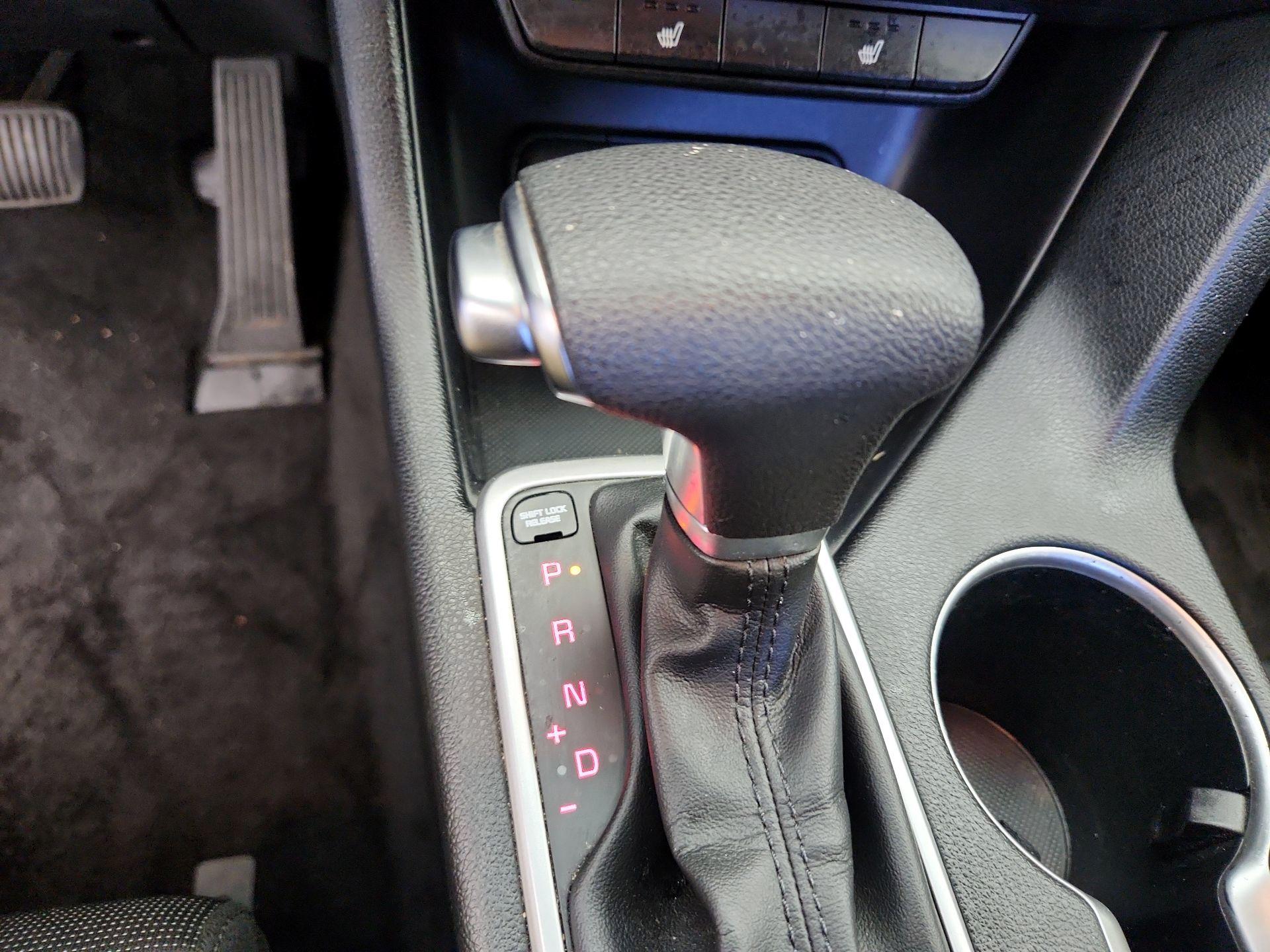 Thumbnail: 2022 Kia Sportage - 17