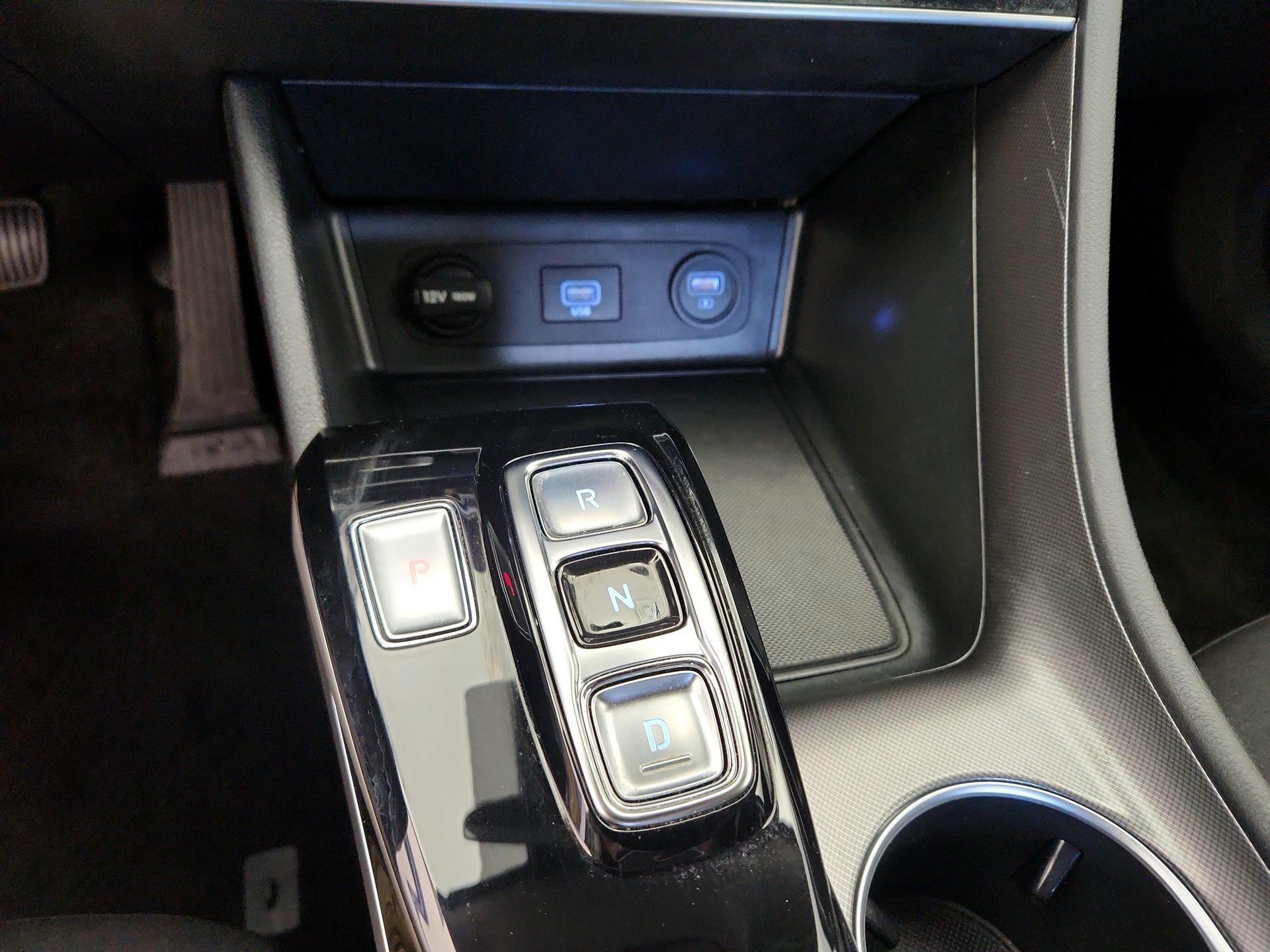 Thumbnail: 2023 Hyundai Sonata - 18