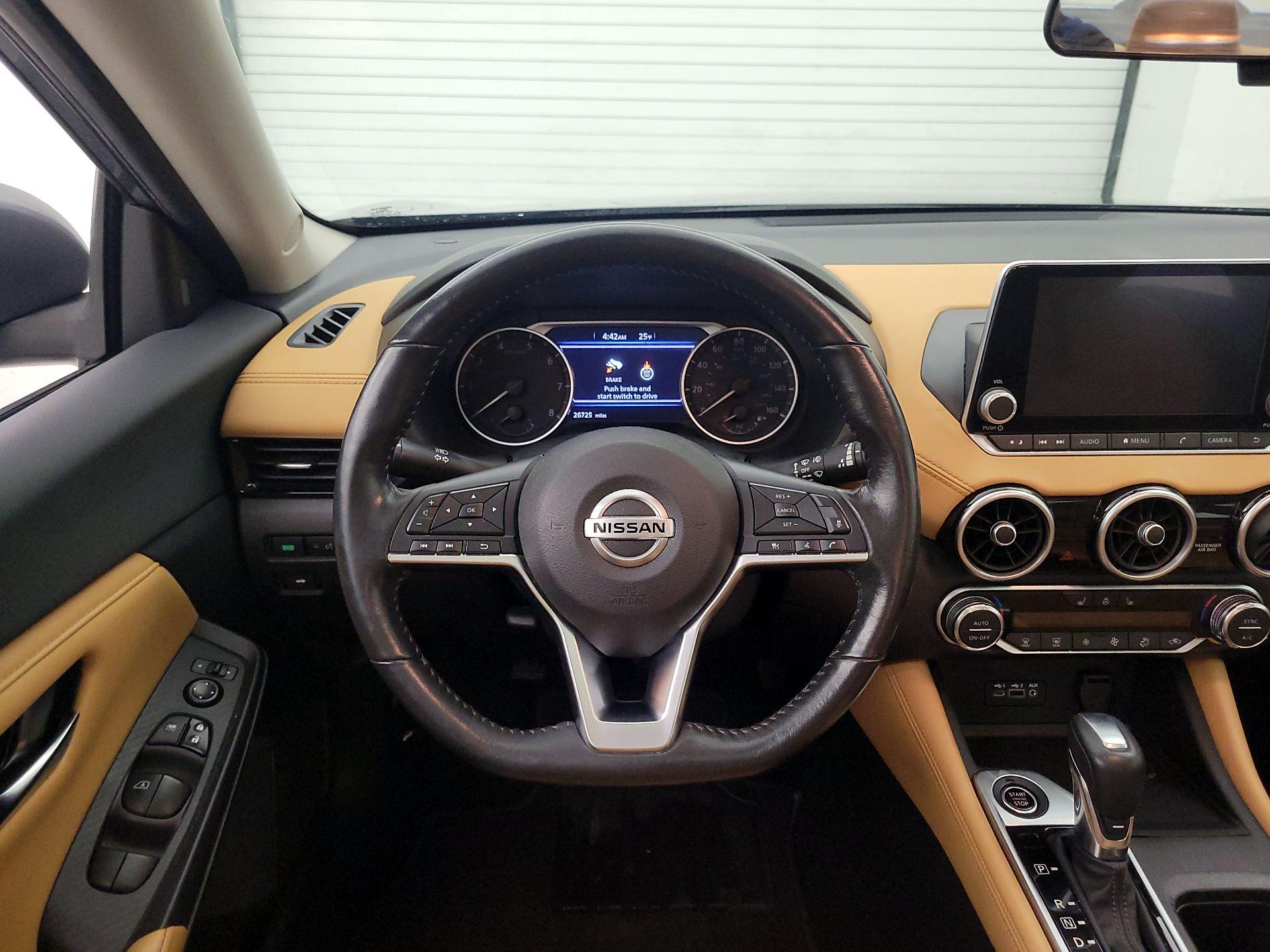 Thumbnail: 2022 Nissan Sentra - 10