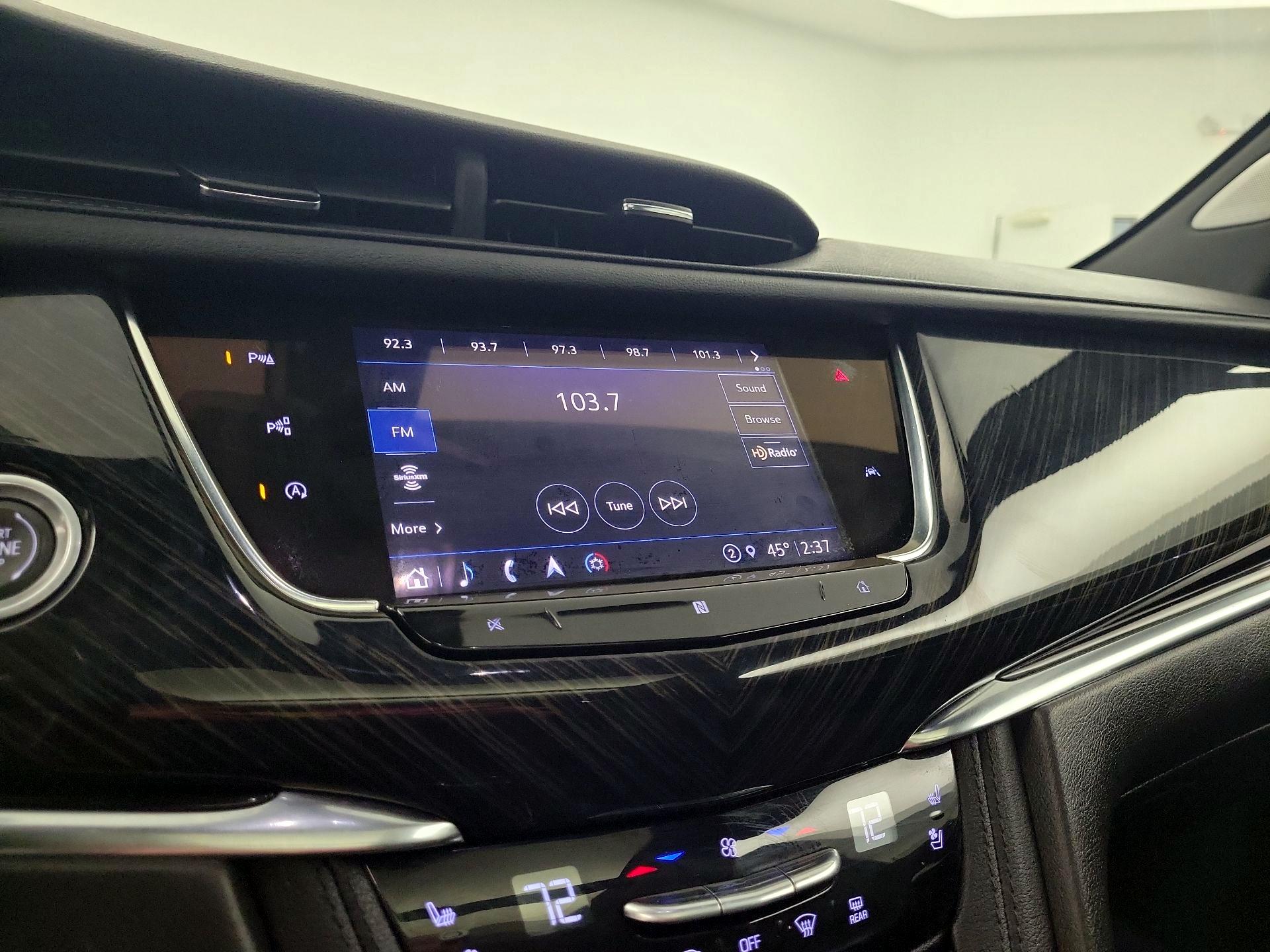 Thumbnail: 2021 Cadillac XT6 - 14