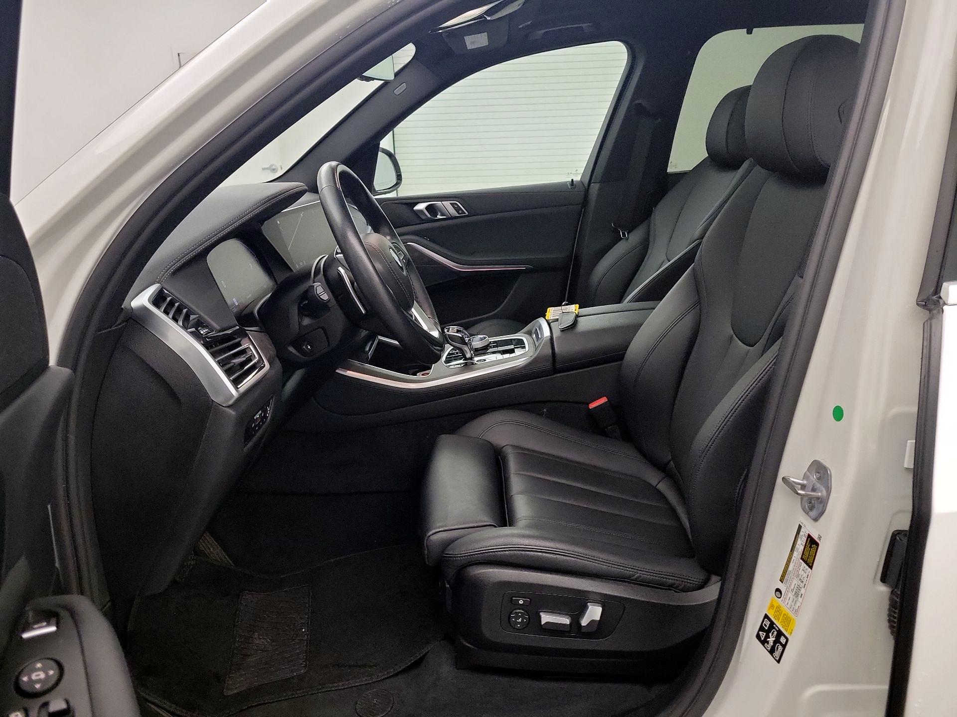 Thumbnail: 2022 BMW X5 - 11