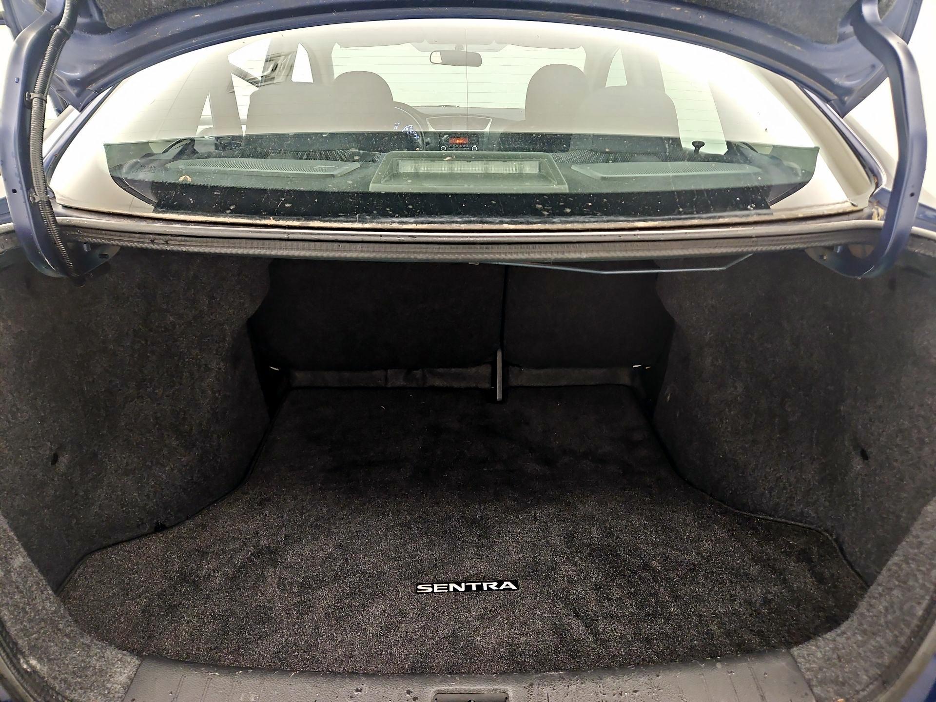 Thumbnail: 2017 Nissan Sentra - 19