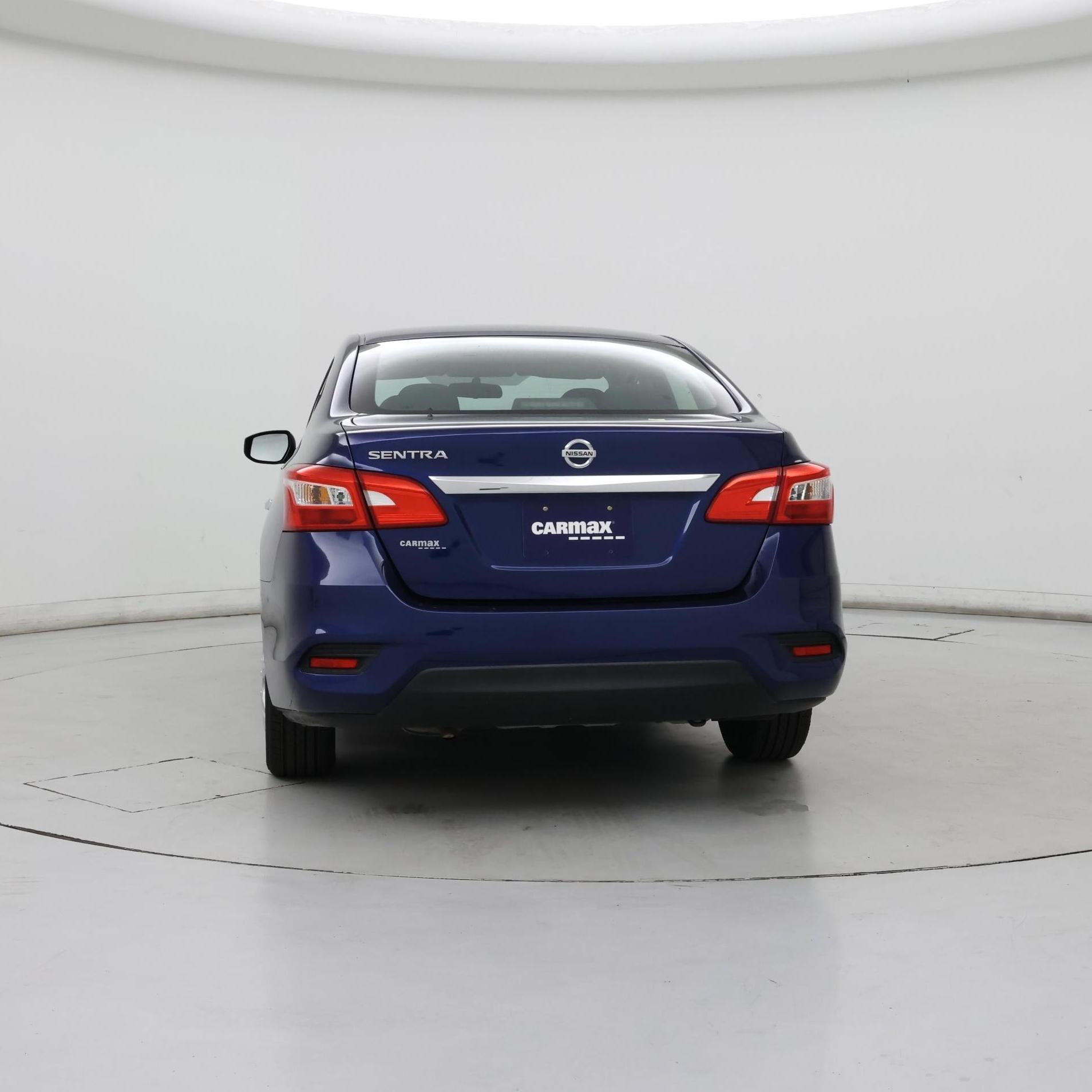 Thumbnail: 2017 Nissan Sentra - 6