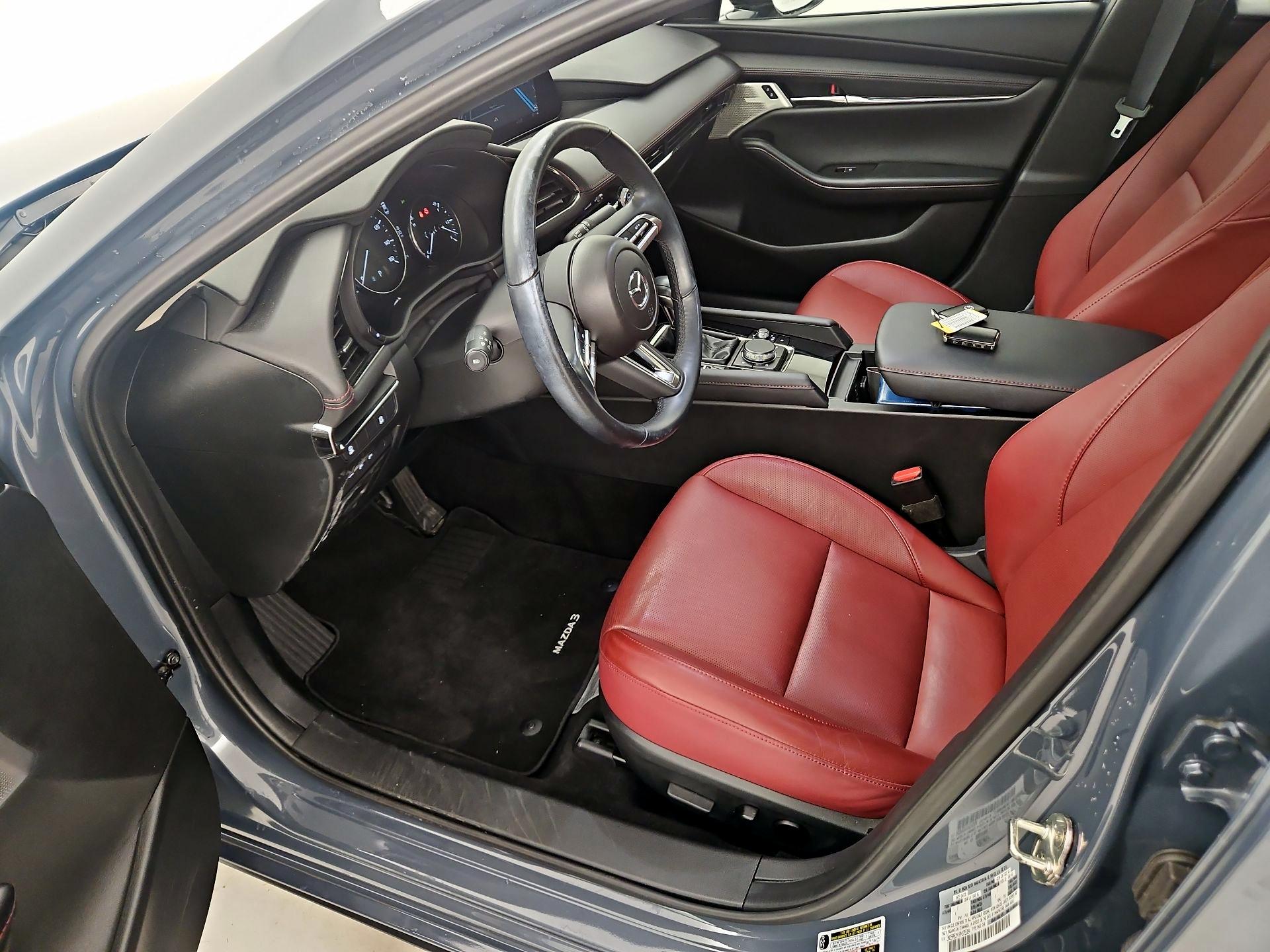 Thumbnail: 2023 Mazda Mazda3 - 11