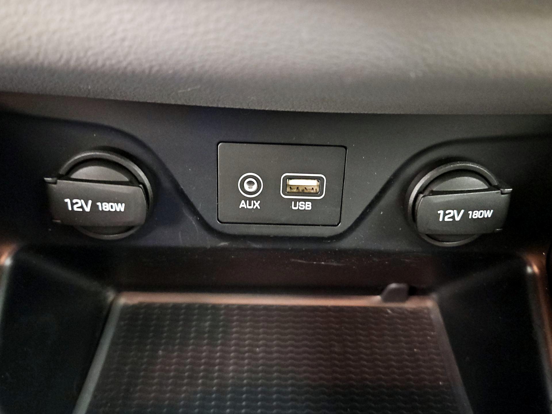 Thumbnail: 2016 Hyundai Tucson - 18