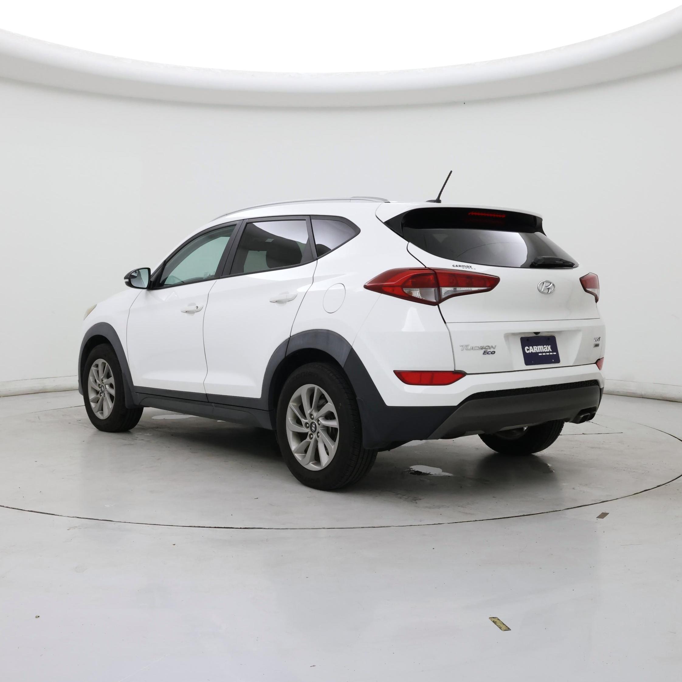 Thumbnail: 2016 Hyundai Tucson - 2