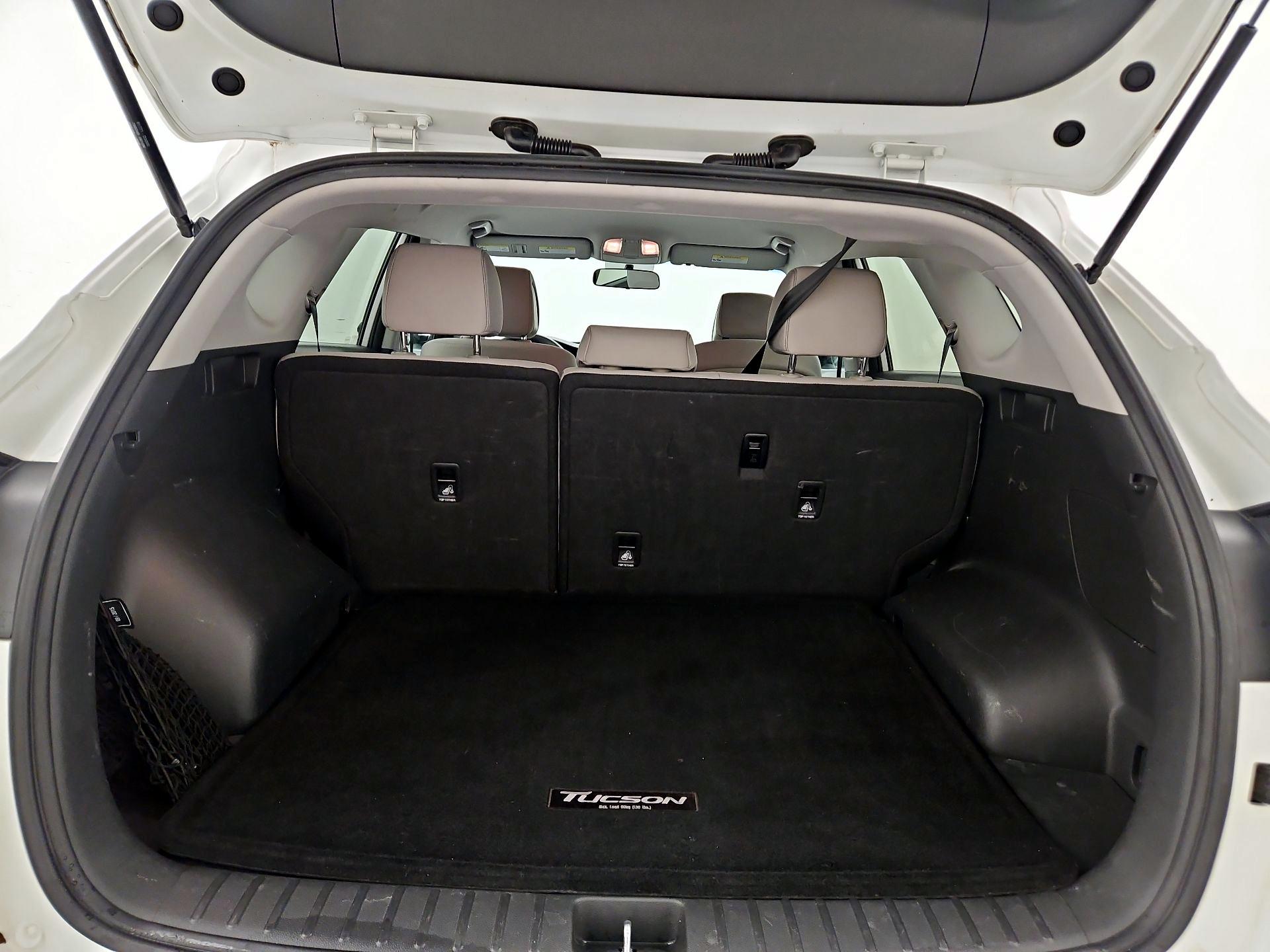 Thumbnail: 2016 Hyundai Tucson - 20