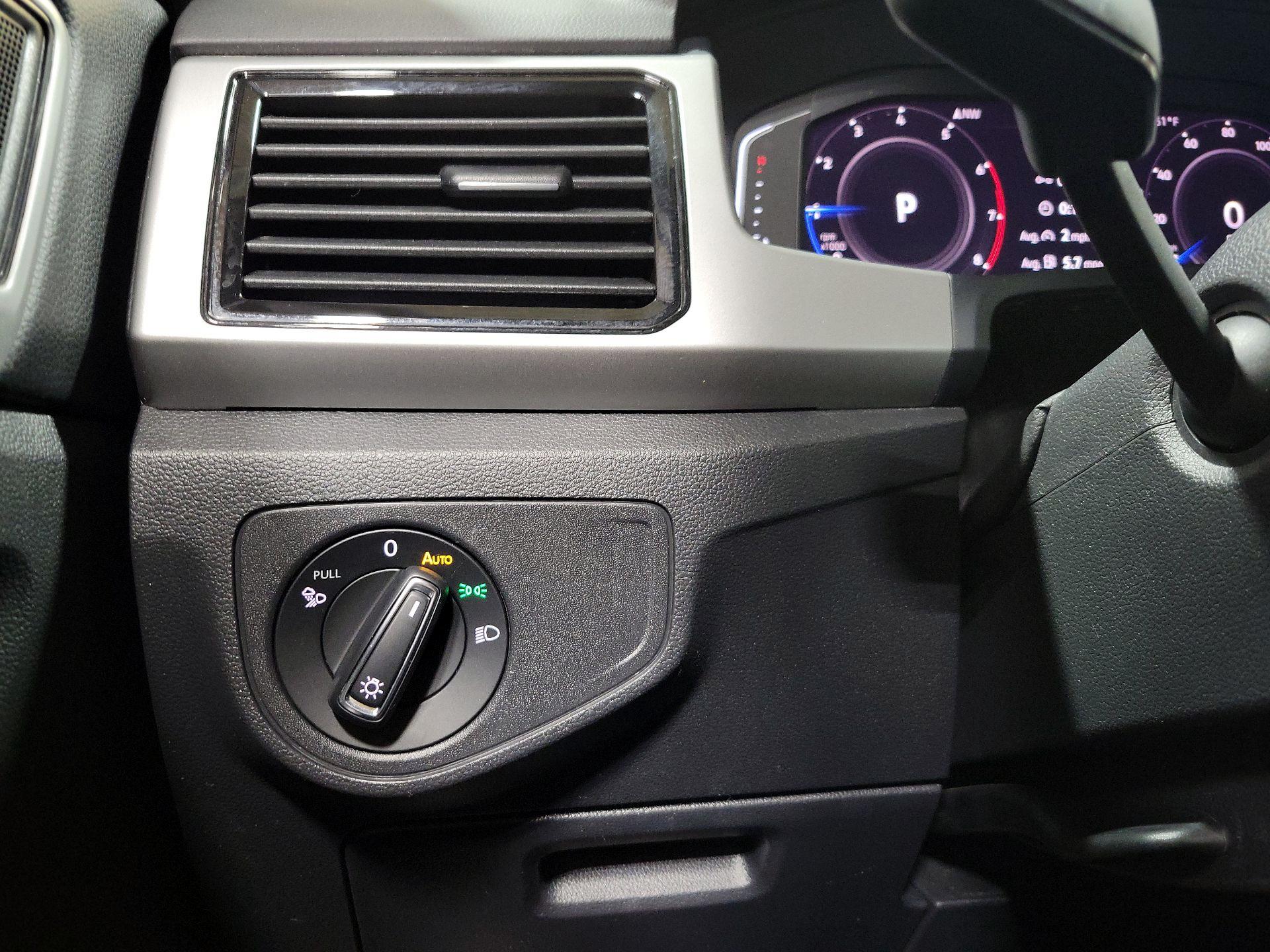 Thumbnail: 2023 Volkswagen Atlas - 13