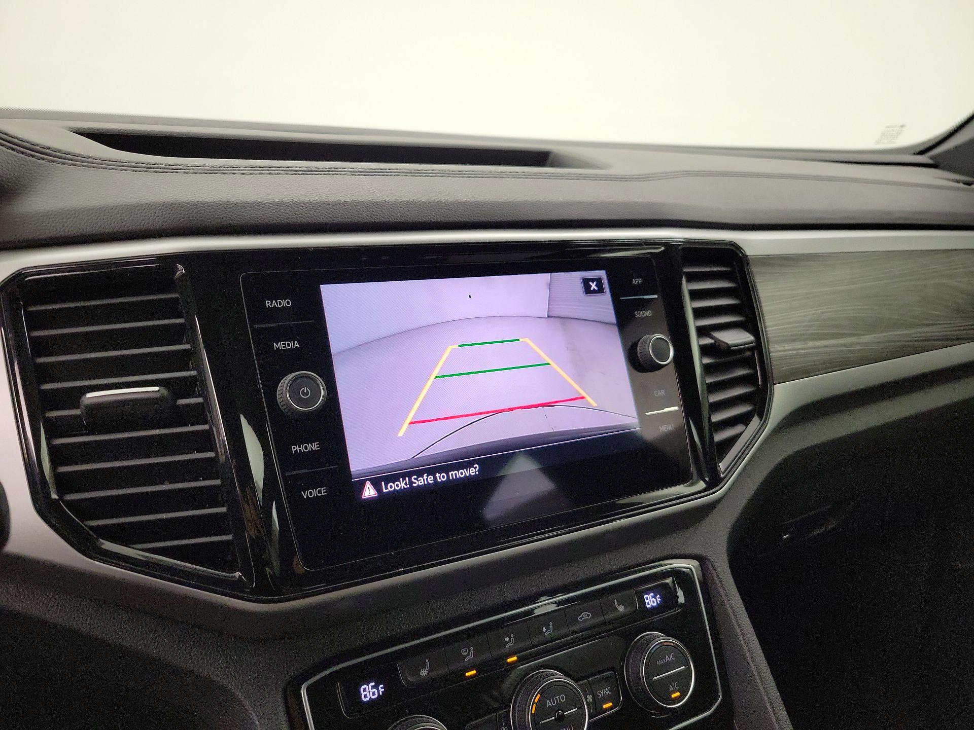 Thumbnail: 2023 Volkswagen Atlas - 14