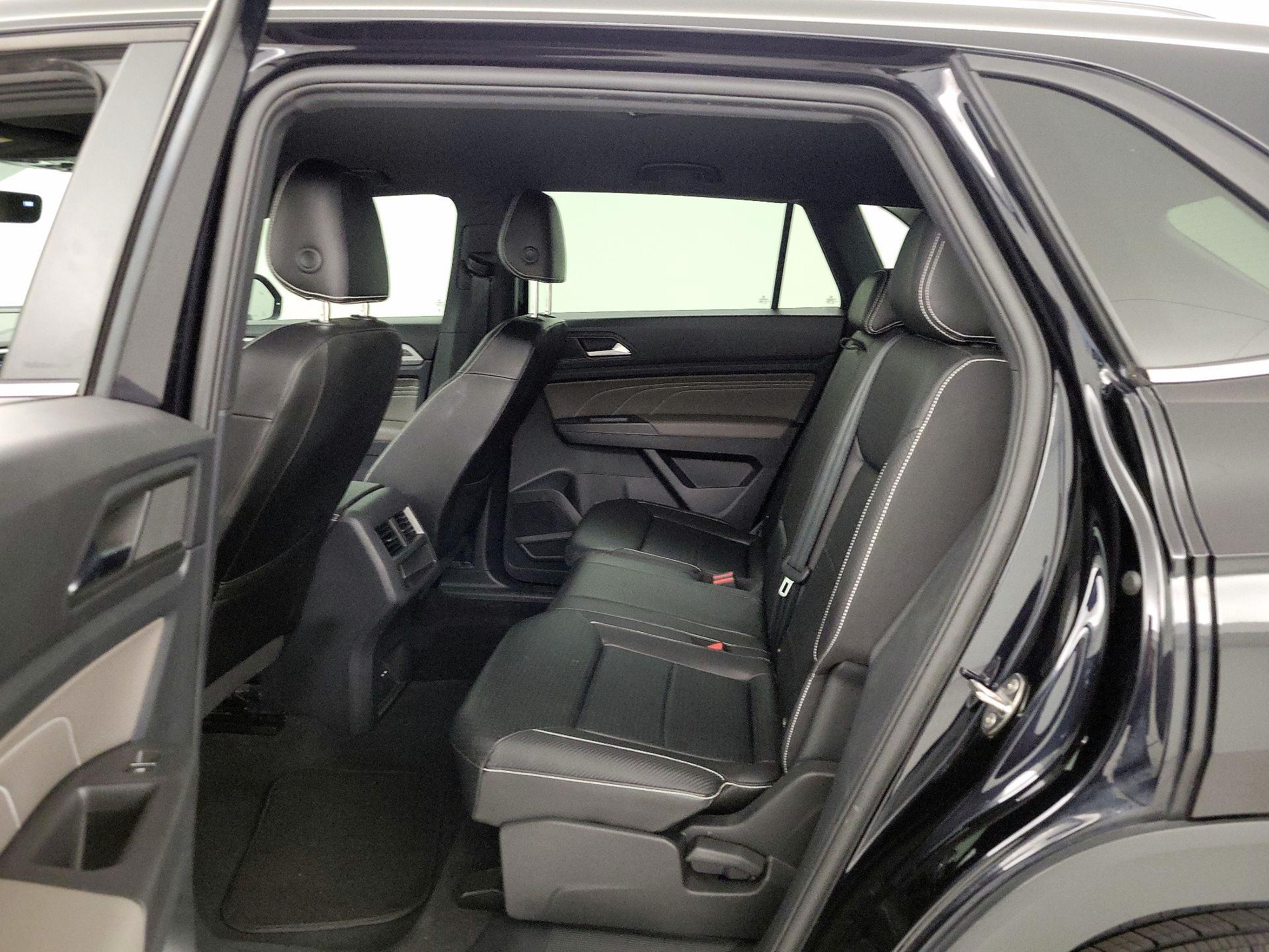 Thumbnail: 2023 Volkswagen Atlas - 18