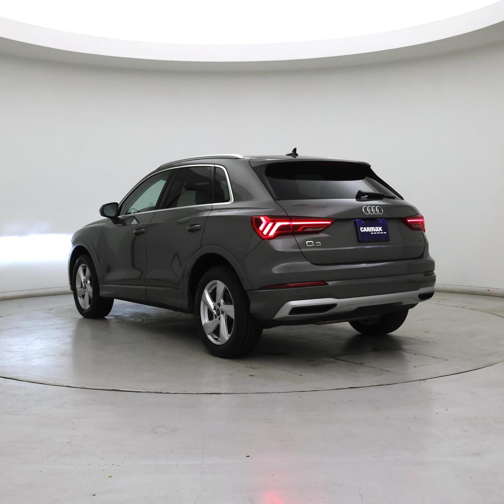 Thumbnail: 2022 Audi Q3 - 2