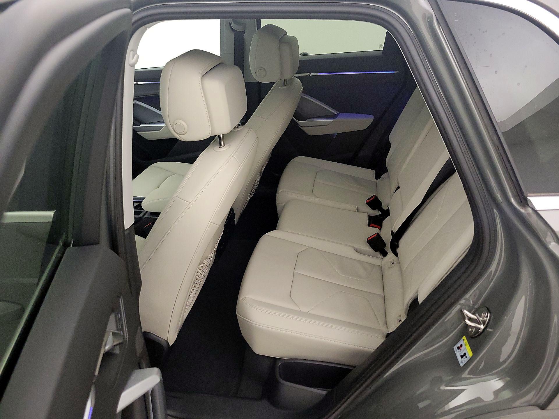 Thumbnail: 2022 Audi Q3 - 19