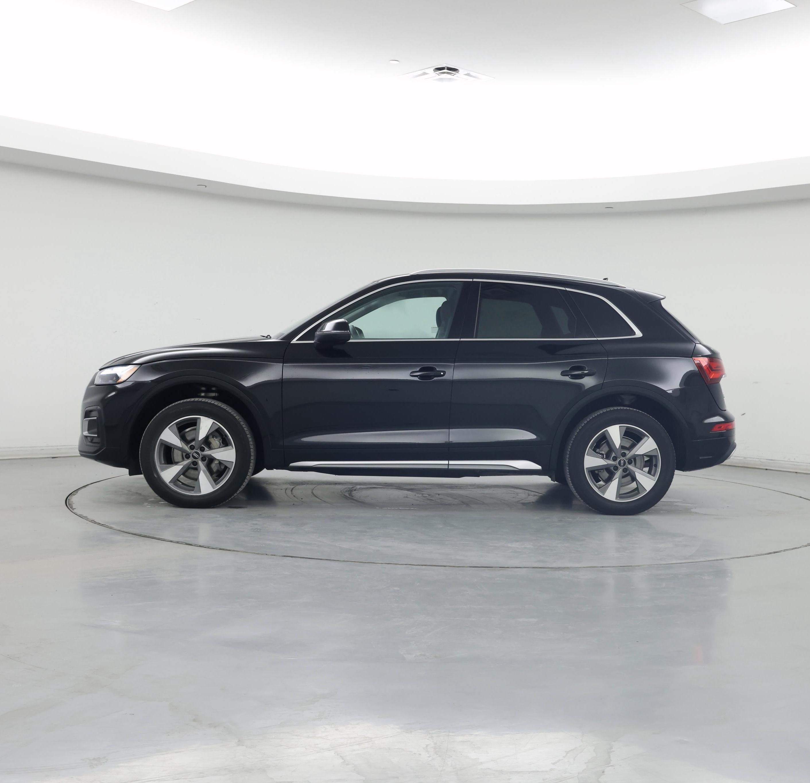 Thumbnail: 2022 Audi Q5 - 3