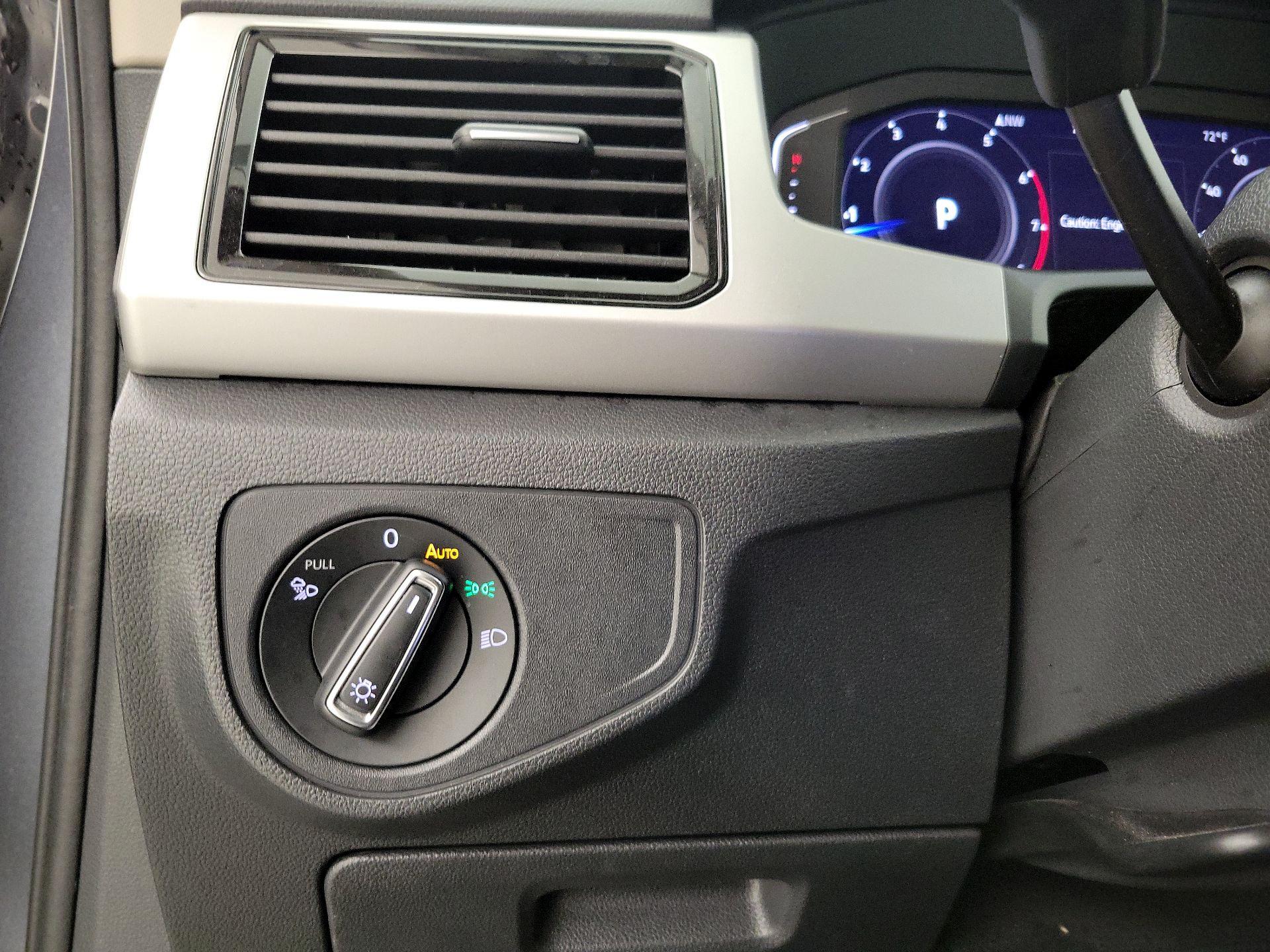 Thumbnail: 2023 Volkswagen Atlas - 13