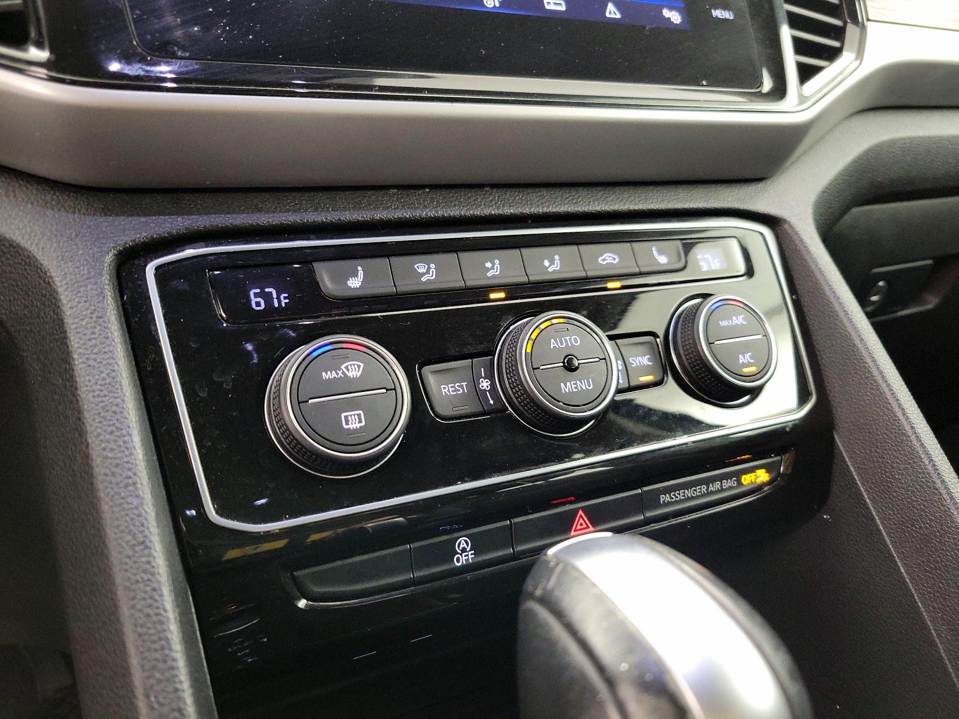 Thumbnail: 2023 Volkswagen Atlas - 16