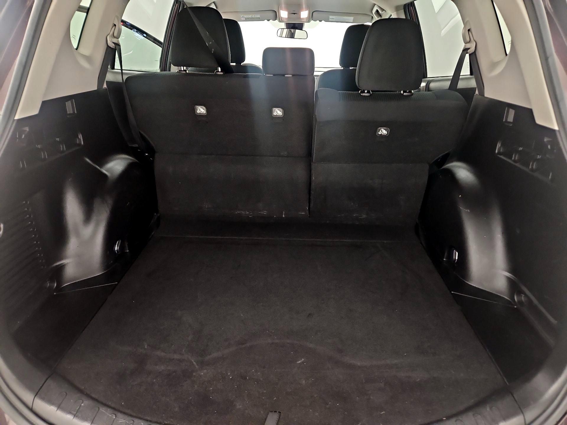 Thumbnail: 2017 Toyota RAV4 - 20