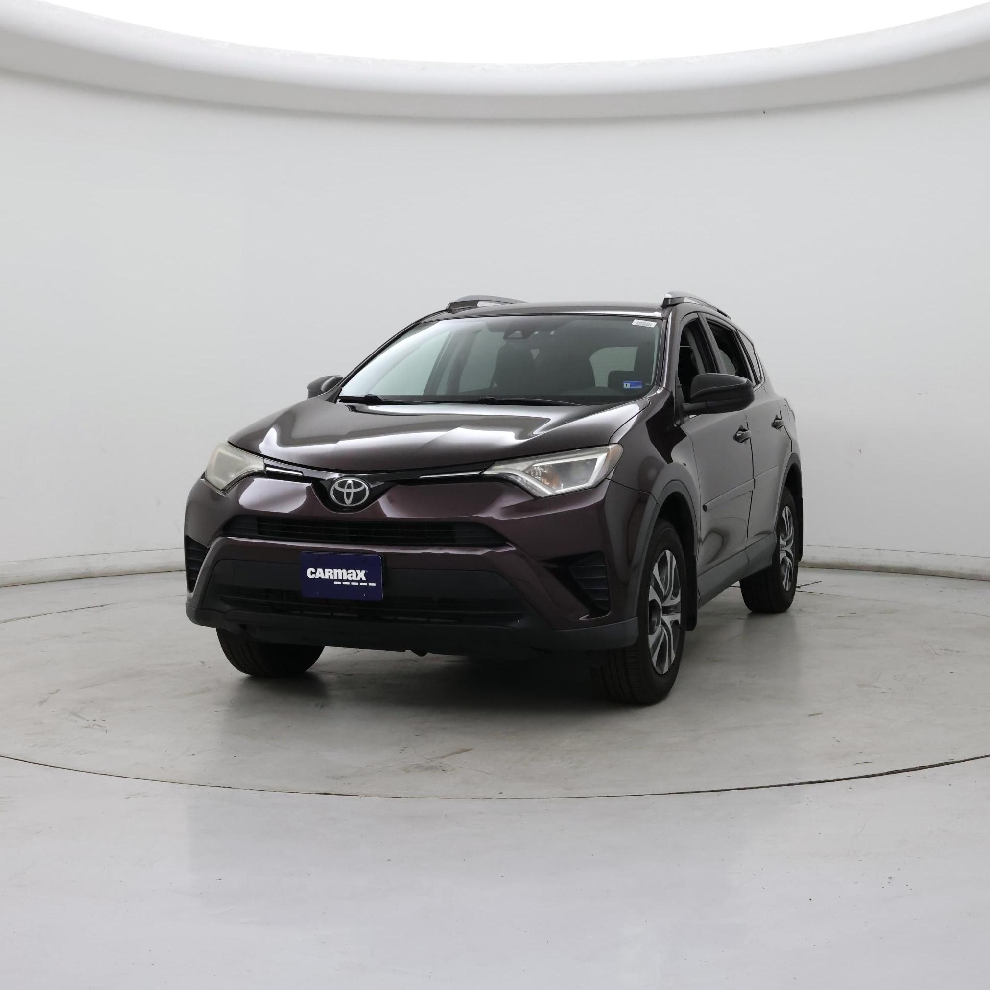 Thumbnail: 2017 Toyota RAV4 - 4